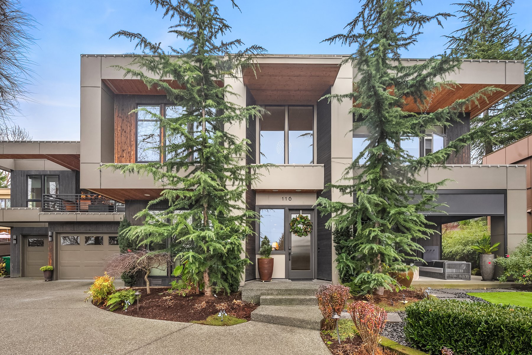 116 Slater St, Kirkland | Sold for $3,250,000 | Buyer and Seller Represented