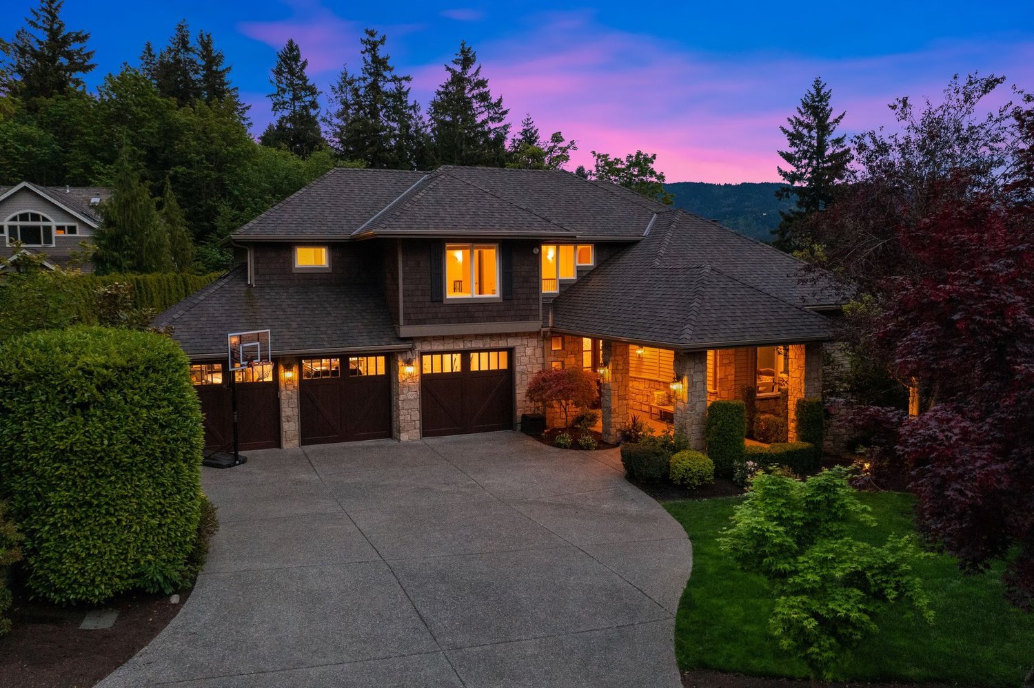 5380 228th Ave SE, Issaquah | Sold for $2,900,000