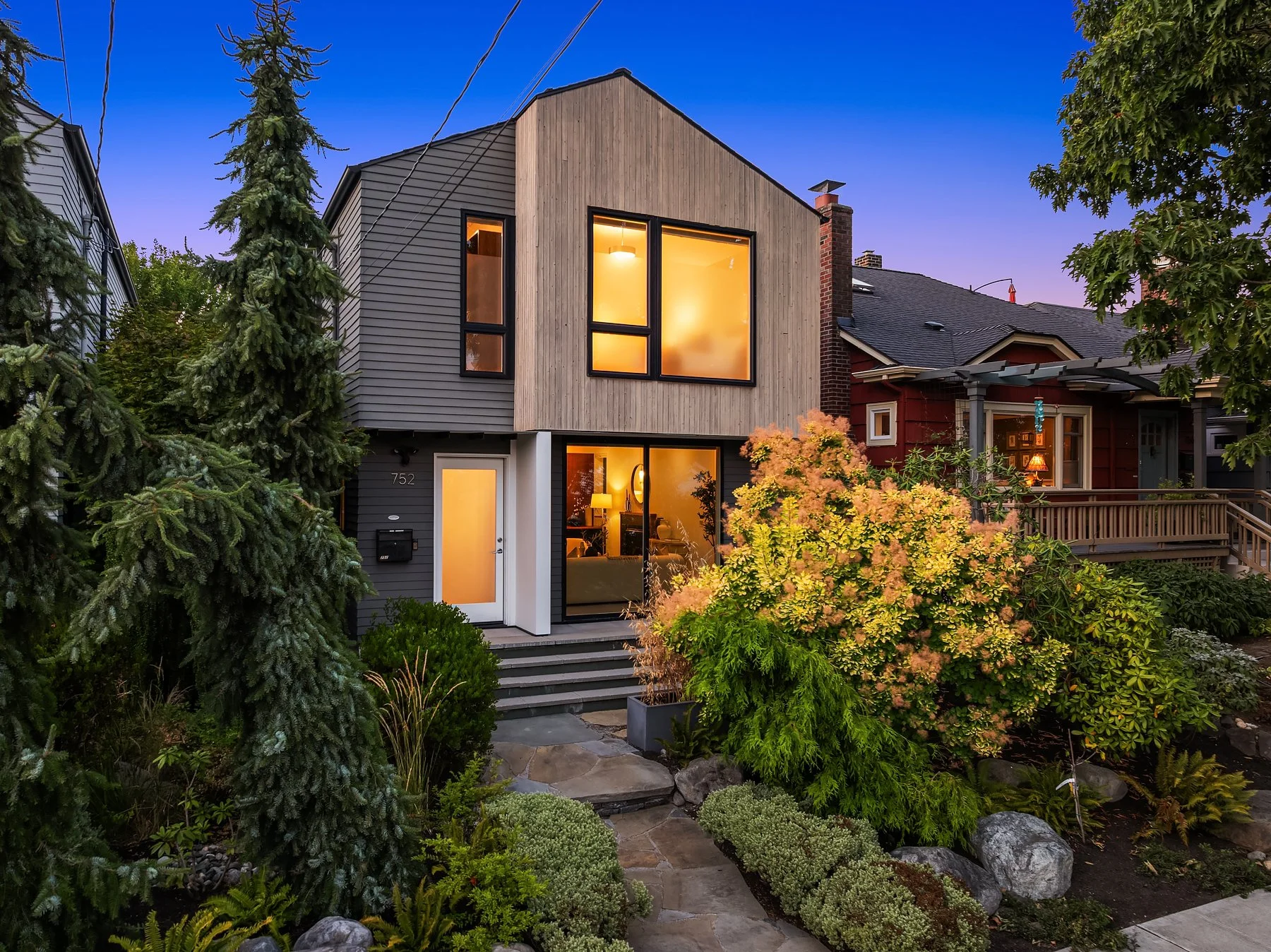 Green Lake Modern | $1,599,998