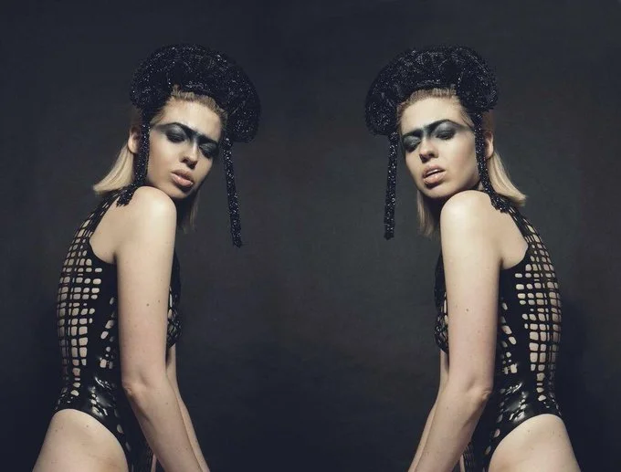 Blackthorn lace headdress