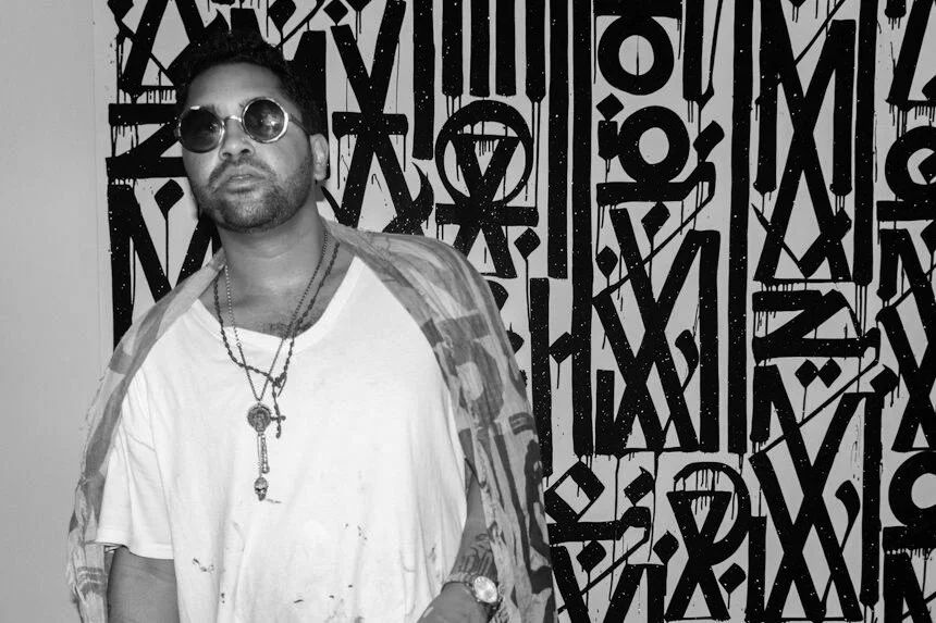 retna half body shot.jpg