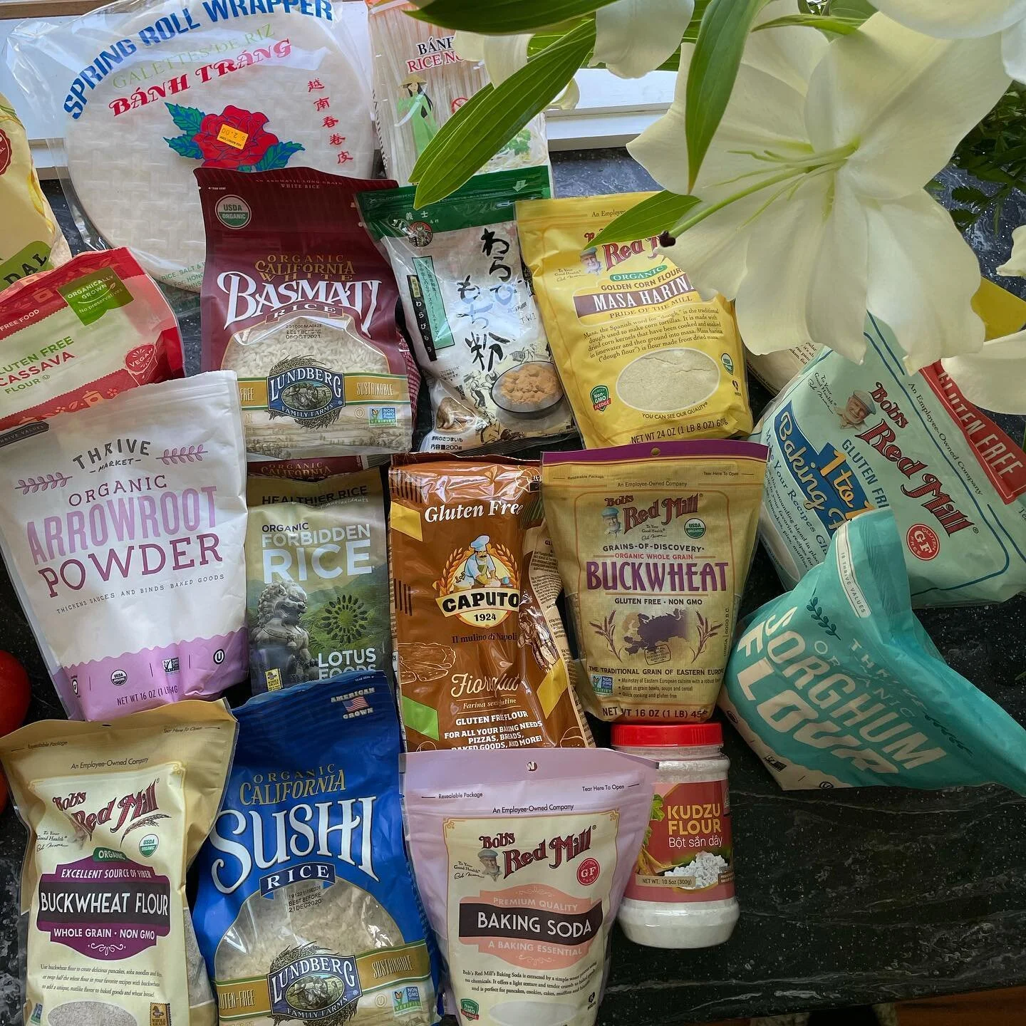 Come find out what I keep in my gluten free pantry! ——-> link in bio
.
I had so much fun writing this post and going through my pantry. I cover some of the basic items I keep in my pantry (particularly useful if life new to gluten fr