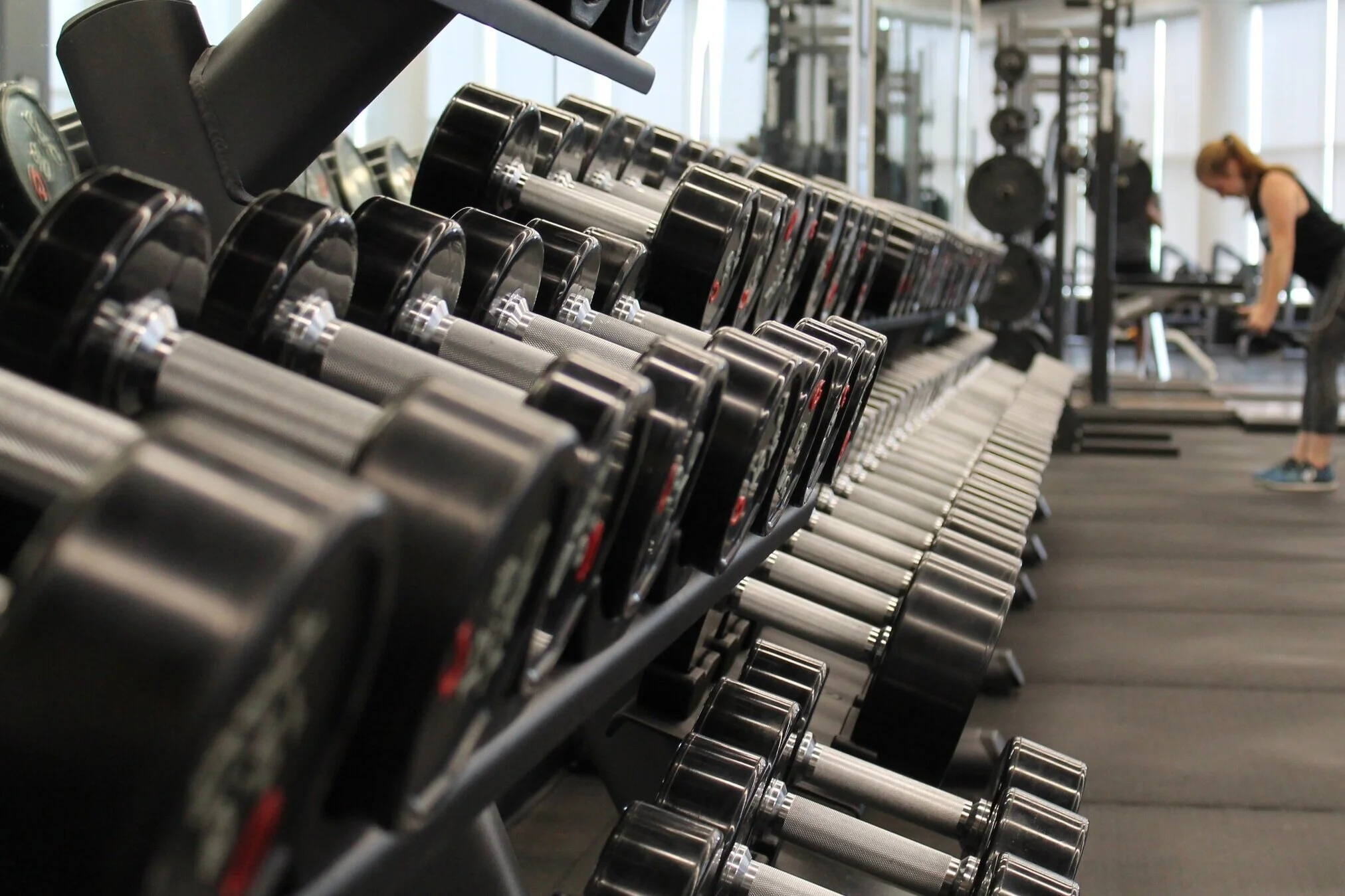 Производство спортивной. Работа фитнес клубов Иваново в режиме повышенной готовности.