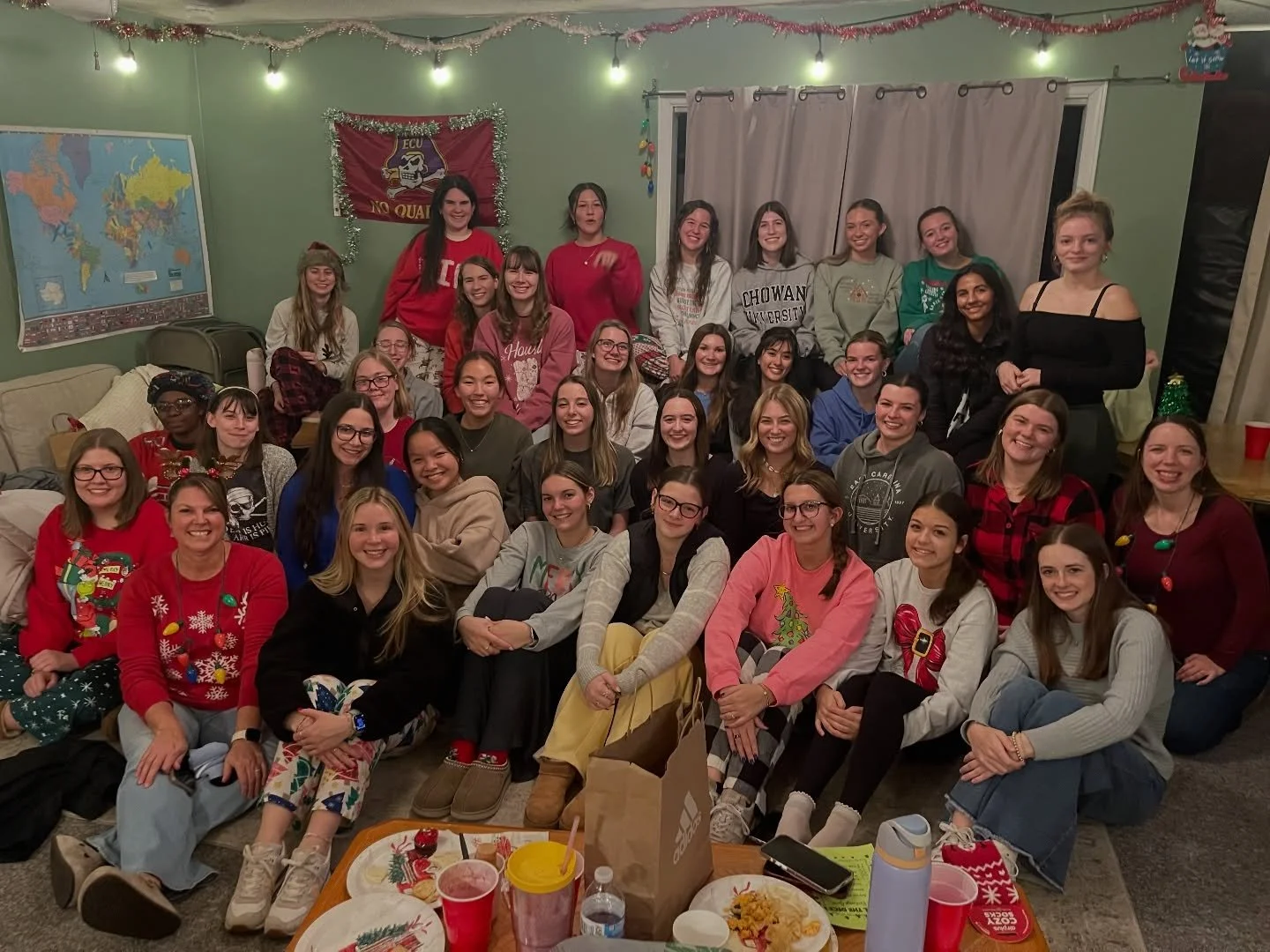 We had a great time last night at the Girls&rsquo; Christmas Party!!