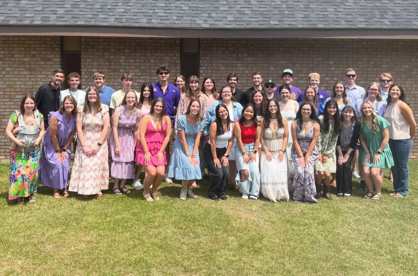 We had a great time at our Student/Parent Lunch yesterday with everyone! We are so grateful for our Seniors and all that God is going to continue to do in and through them after graduation.

Pray for the Seniors and for God to guide them in this new 