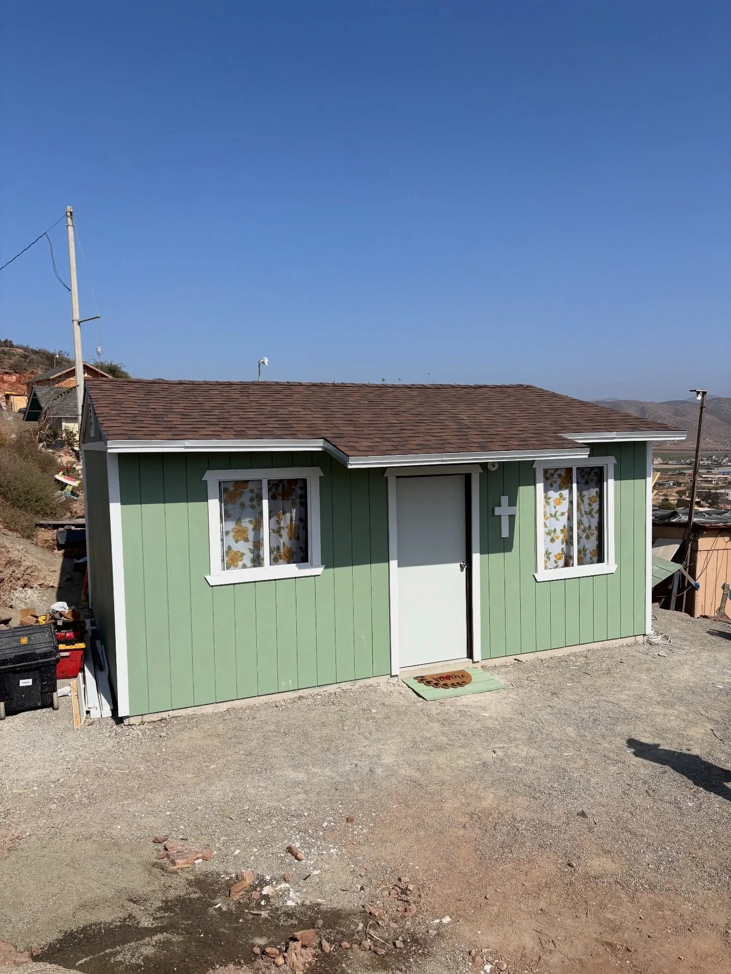 DAY 4 LATE POST: The house is finished! It is always a humbling and encouraging trip in so many ways. Pray for us as we fly out later tonight from San Diego 🇲🇽