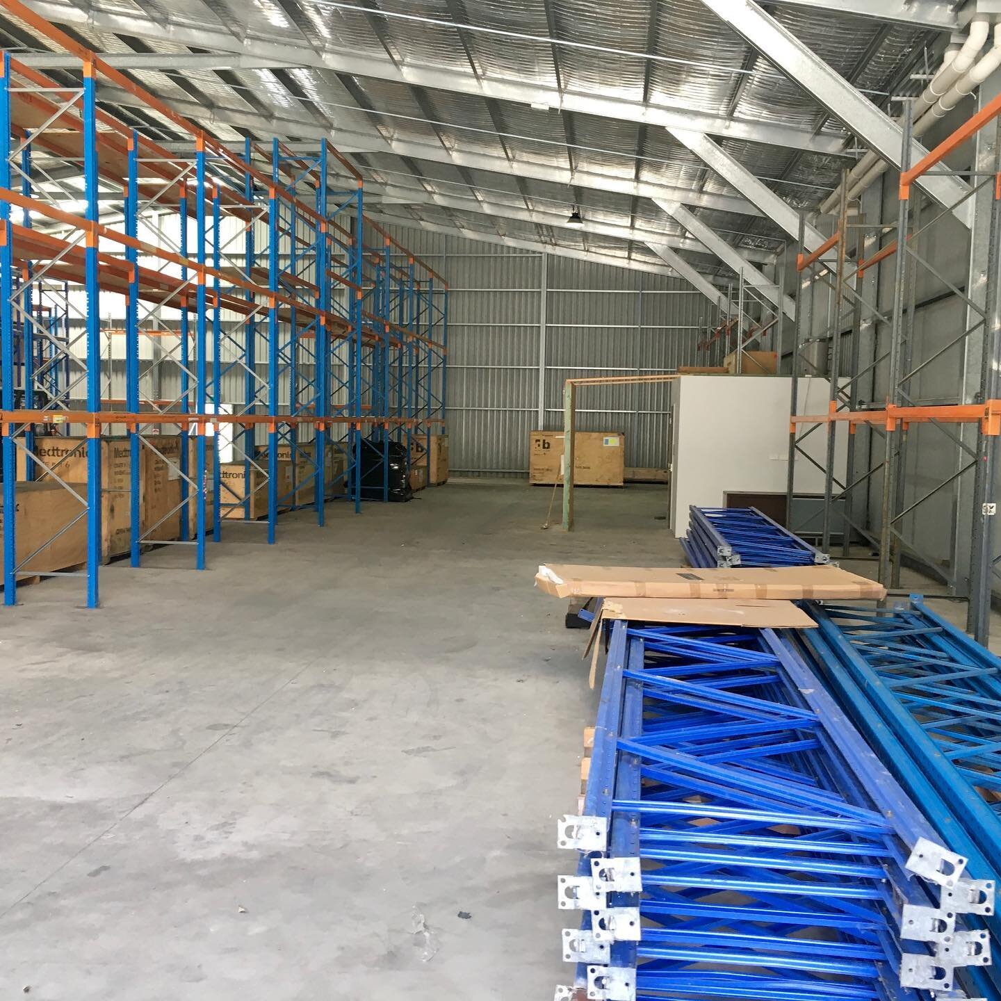 #newfactory #warehouse #comingtogether #thedisplaybuilders #db #virtualvision #events2021