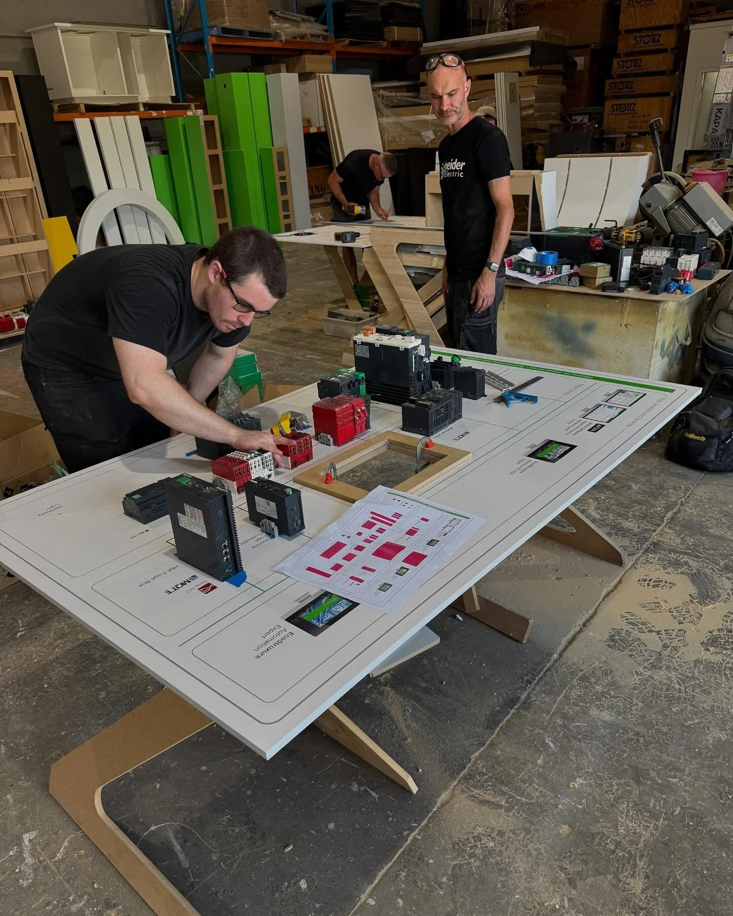🌟 Big Week of Support in the Factory! 🌟
This week our team has been hard at work mounting and wiring products for a upcoming customer event.
💡 It&rsquo;s no small task! Displaying products takes precision, attention to detail, and expertise. That&