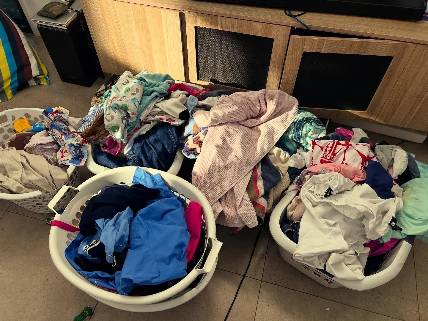 Six baskets of washing.

That&rsquo;s what&rsquo;s currently sitting in my house right now.

And the truth is, I&rsquo;m really good at folding and putting away my clients&rsquo; laundry but, not always my own.

Because when you&rsquo;re in the thick