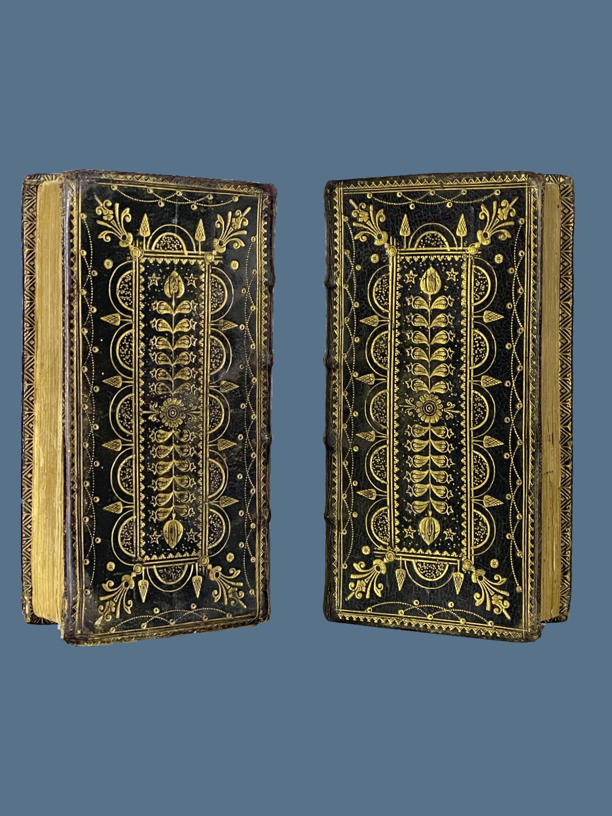 Scottish Herringbone Binding