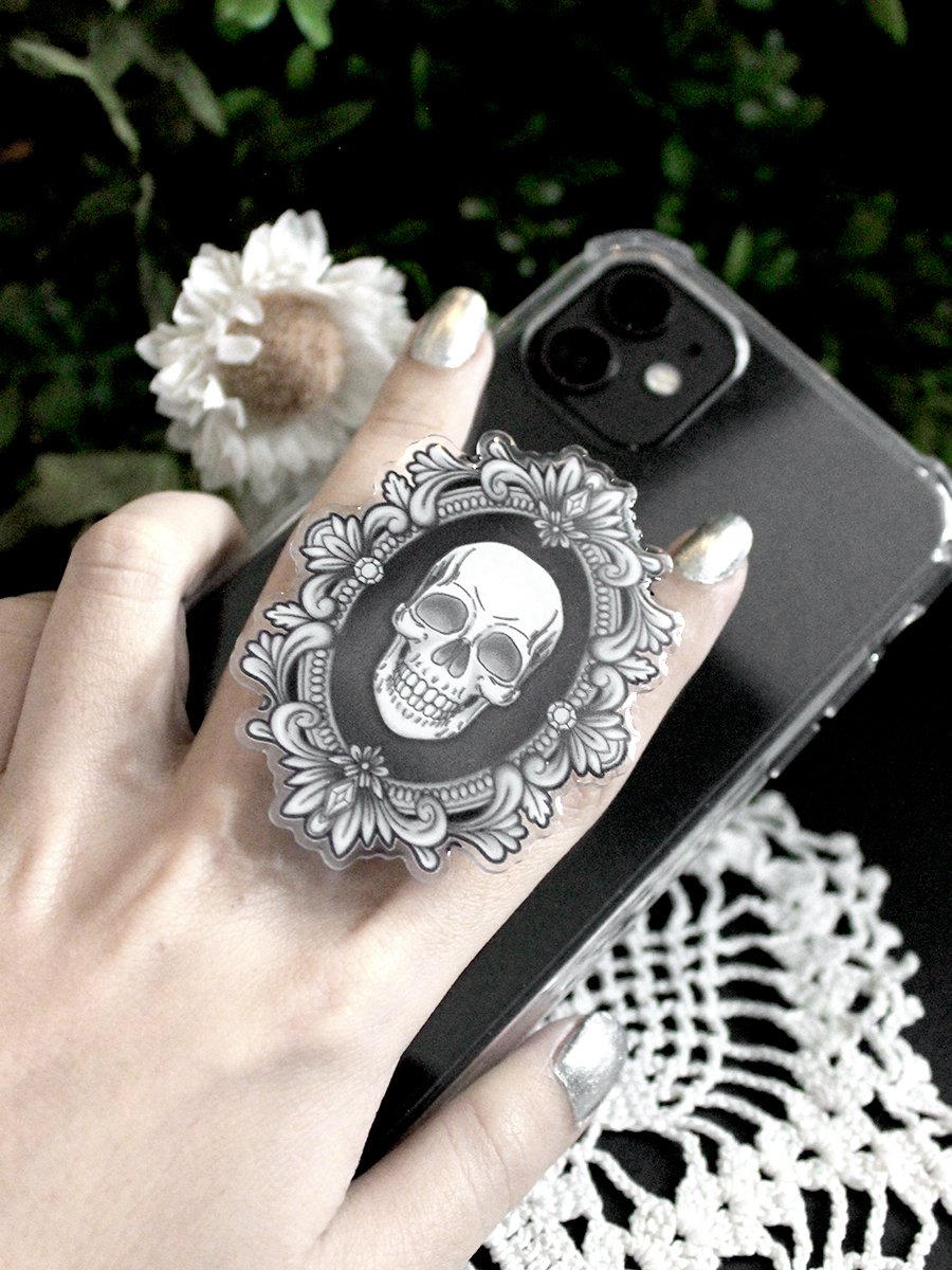 Kiv Bui_Photo_Popsocket_Victory_2.jpg