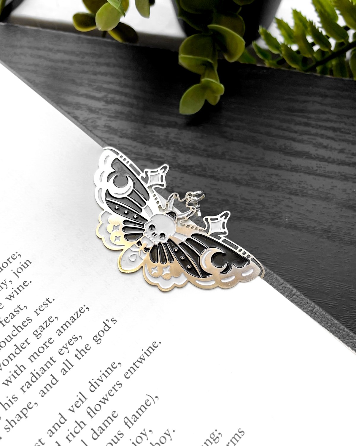 Moth Bookmark_7.jpg
