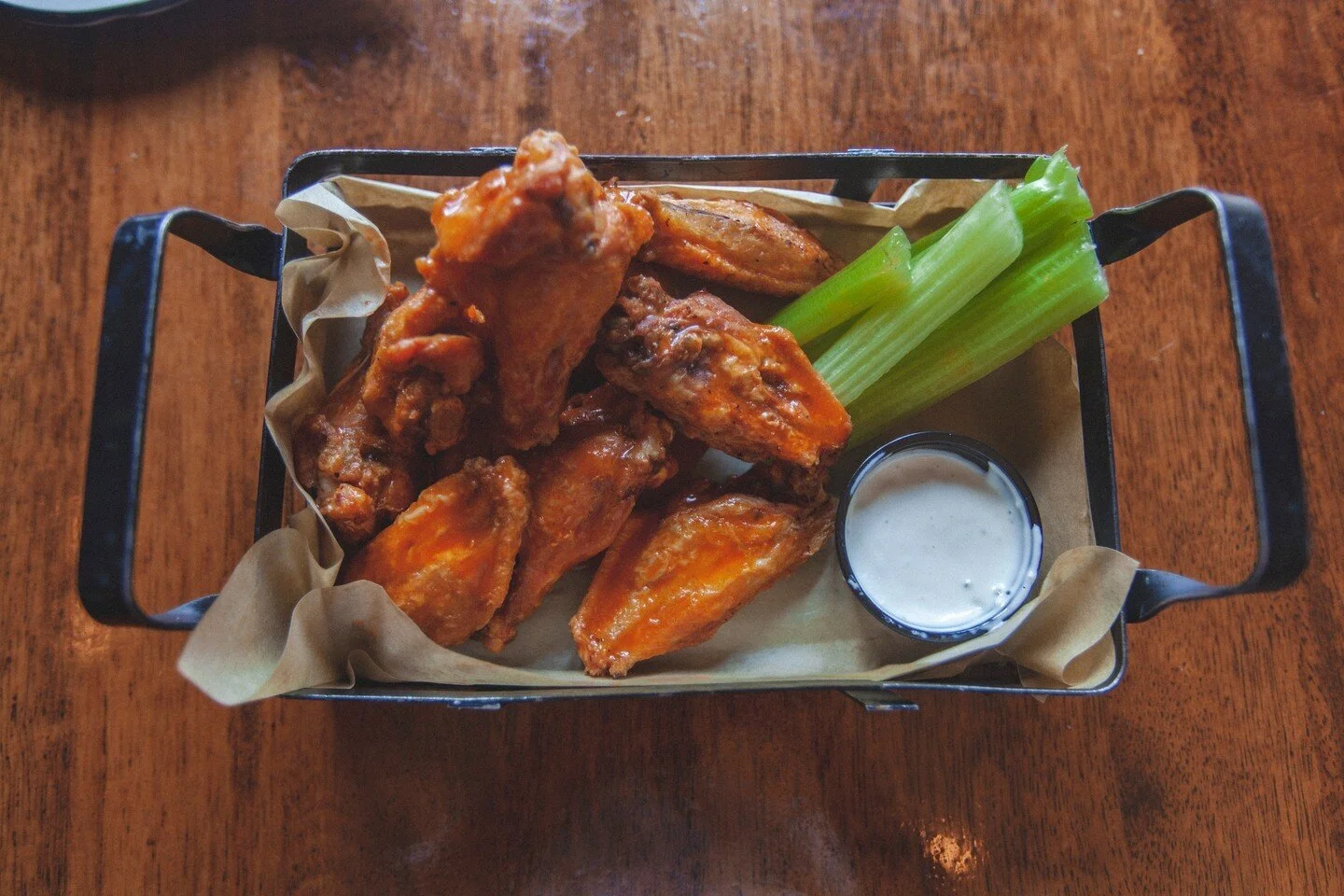 Looking for a place to hang out and watch the big game? Grab your friends, and join us at Annie's🍻🏈 

Every Sunday, we're offering #gameday specials for you to enjoy. This includes:
-$3 24oz Miller Lite Can
-5 wings for $5
-10 wings for $10 

These
