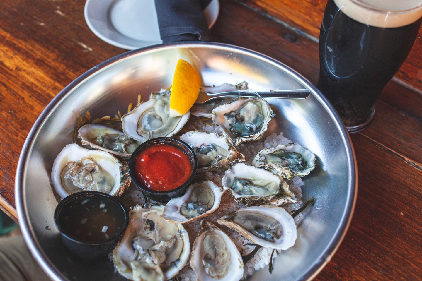 Oysters at Annie&rsquo;s: not just a Friday thing, but a weekly ritual. Slide up to the bar, order a dozen (or two), and let the shucking begin. $1 a shell, 4&ndash;7pm, every Friday&mdash;because life&rsquo;s too short for boring bar snacks. Bring y