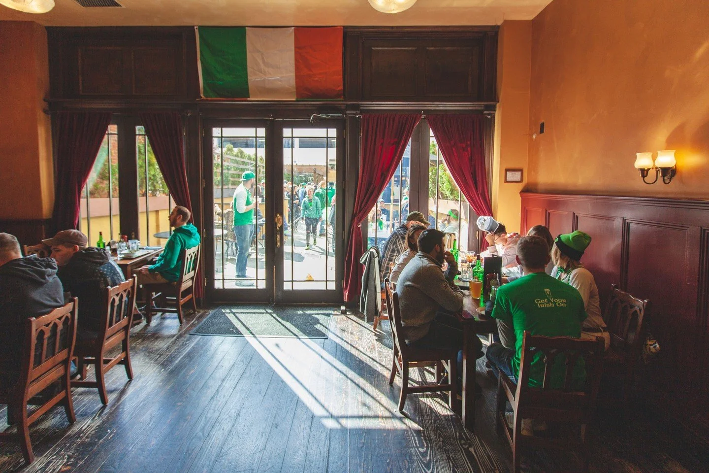 Annie Bailey's: Irish comfort, Lancaster&rsquo;s gathering place.

From house-made Irish Onion Soup to Irish whiskey selection, every visit feels like a trip to Dublin&mdash;without leaving downtown Lancaster. Check out our weekly features and Weeken