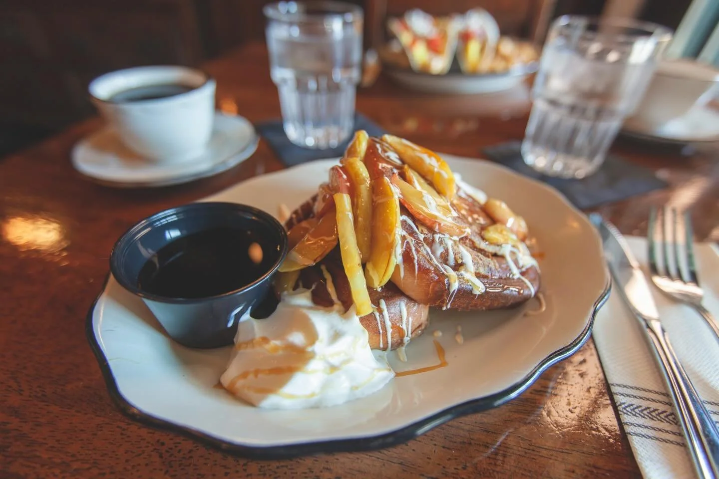 If Christmas Eve brunch is on your mind, Cinnamon Roll Pancakes should be too. 🎄🥞

Warm, indulgent, and made for slow holiday mornings, they&rsquo;re the perfect way to start the day before the celebrations begin. Cozy up with family or friends and