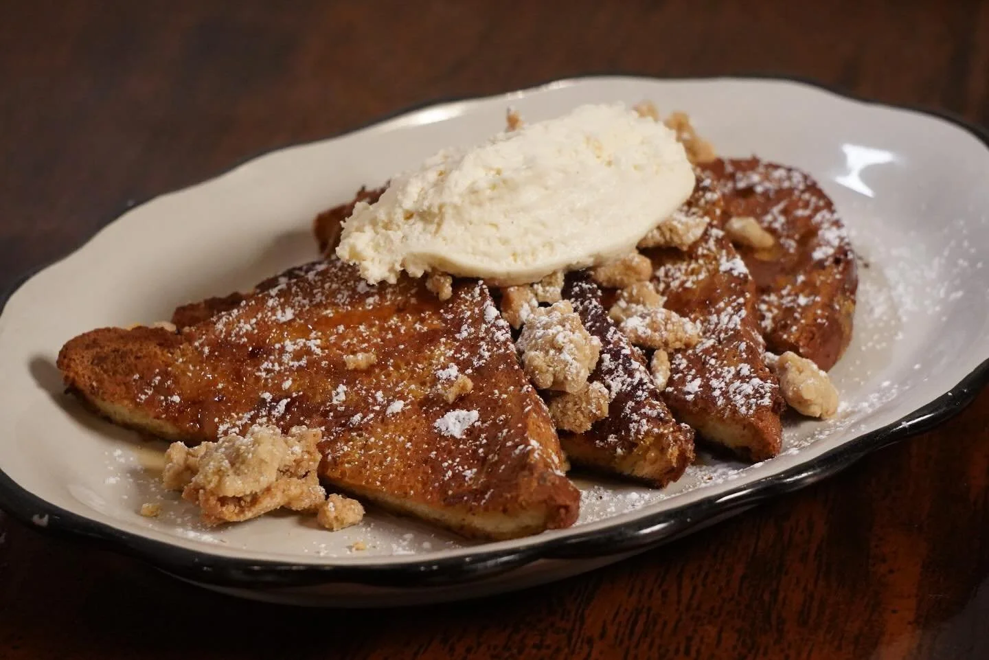 If your brunch order leans sweet, you&rsquo;re in the right place. ☘️
 Fluffy pancakes, cozy Gingerbread French Toast, and all the reasons to linger a little longer at the table. 

Brunch at Annie Bailey&rsquo;s is served Saturdays &amp; Sundays&mdas