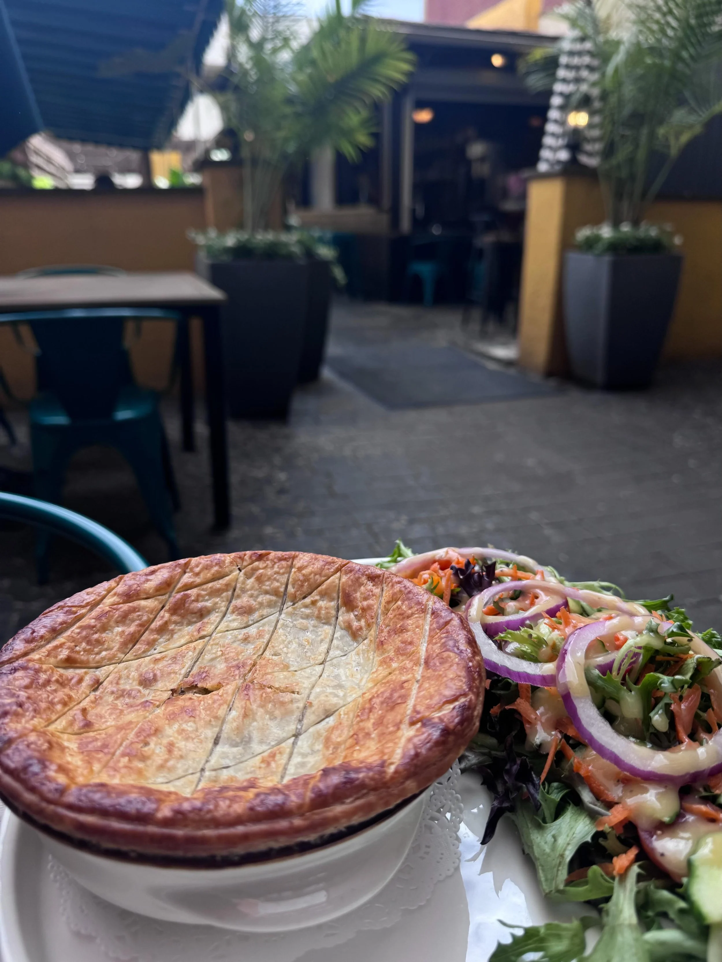 WEEKEND SPECIALS! 🎉

This weekend, we&rsquo;re bringing another classic pie to your doorstep with a Beef Stout Pie! 🥧 Served with a Side Salad. 

But you better save room for dessert because this Apple Cake will be the perfect finish to your dinner