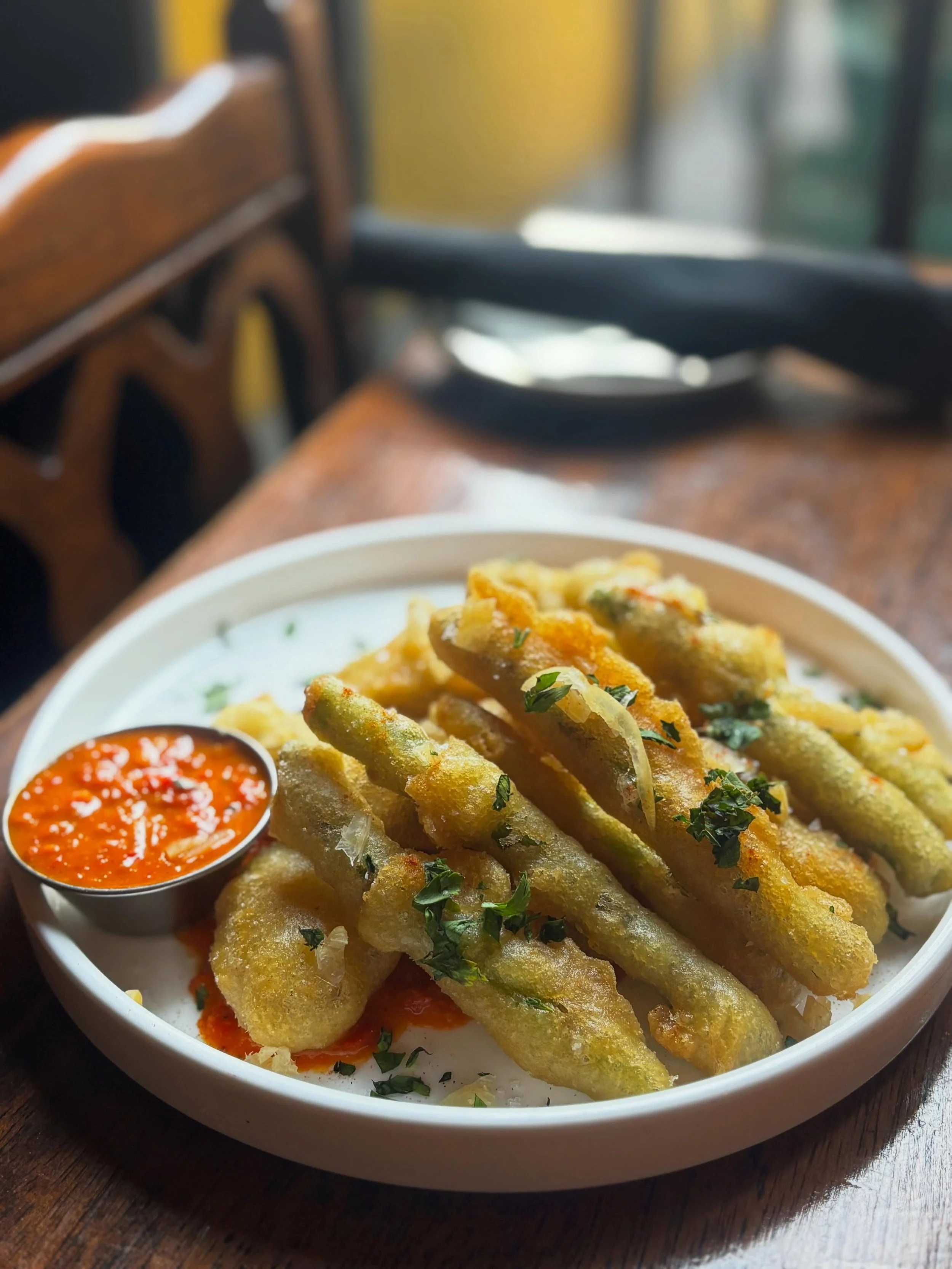 Meatless Monday special for today! Vegan Tempura Veggies! 🫛🥕

Who&rsquo;s ready for Vegan Restaurant week?? 🥳

#meatlessmonday #tempuraveggies #vegan #anniebaileys #lancasterpa 

@lancastervrw