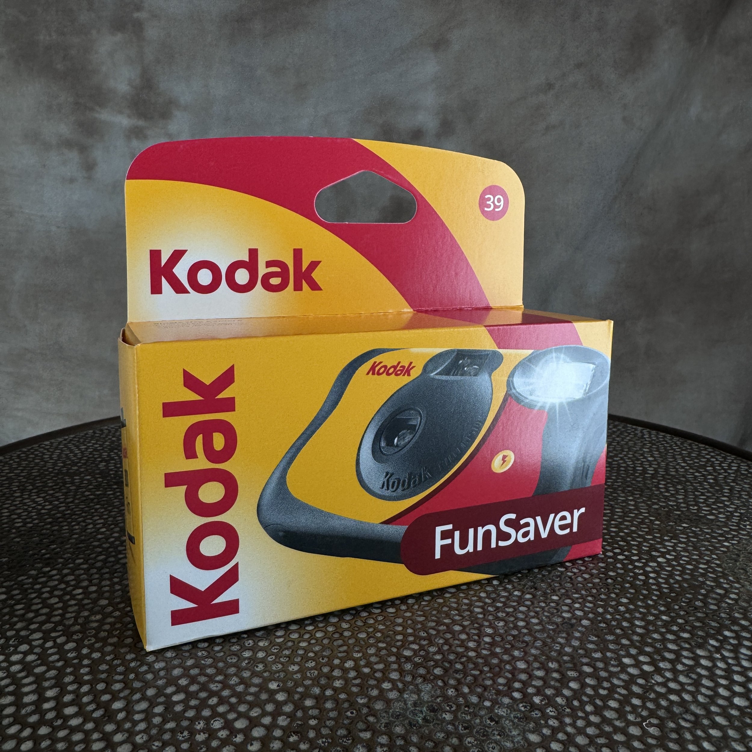 Single use camera - Kodak FunSaver - 39 exposure