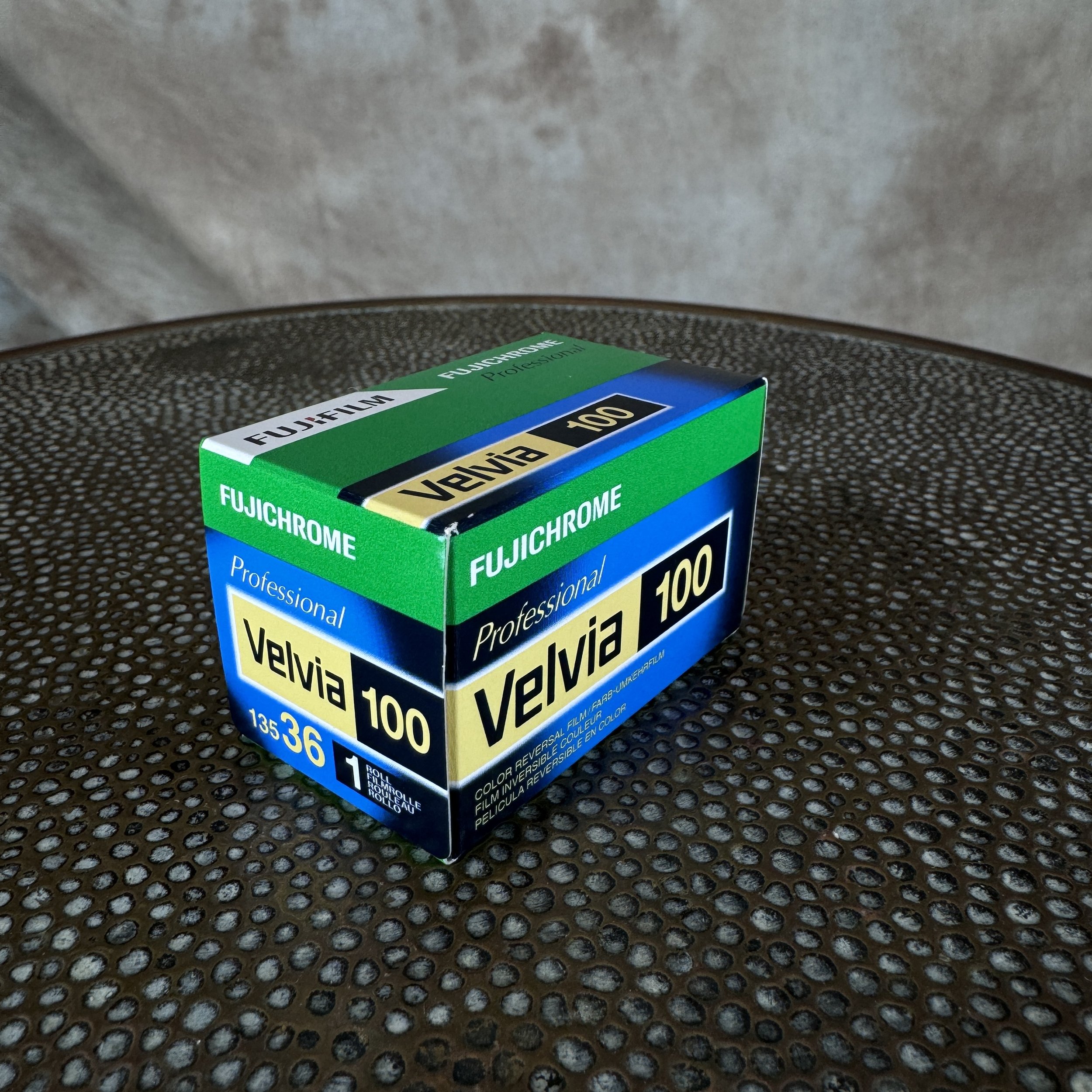 Fuji Velvia 100 - 135-36