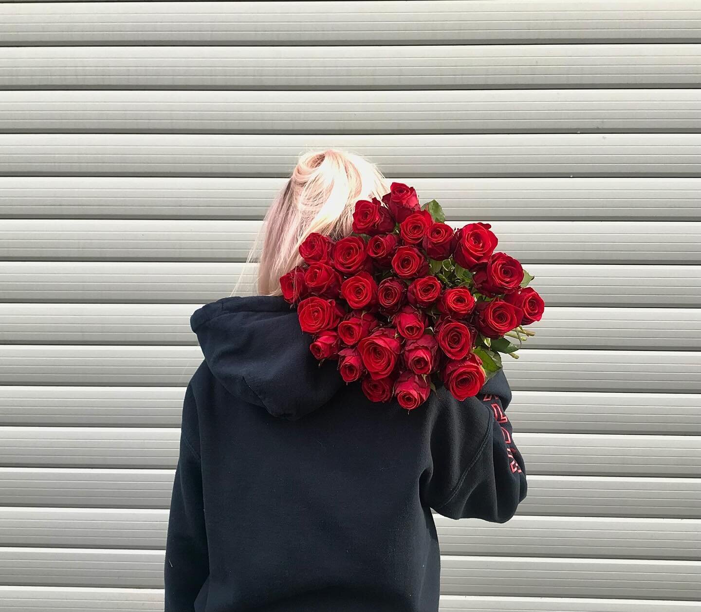 Lovers, start dropping your hints❣️🏹 🎀 🌹🕰️
⠀⠀⠀⠀⠀⠀⠀⠀⠀
Valentine&rsquo;s Day is just around the corner! Pre order some beautiful blooms for your main squeeze now, by clicking the link in our bio 
⠀⠀⠀⠀⠀⠀⠀⠀⠀
P.S. our first 20 orders will receive some