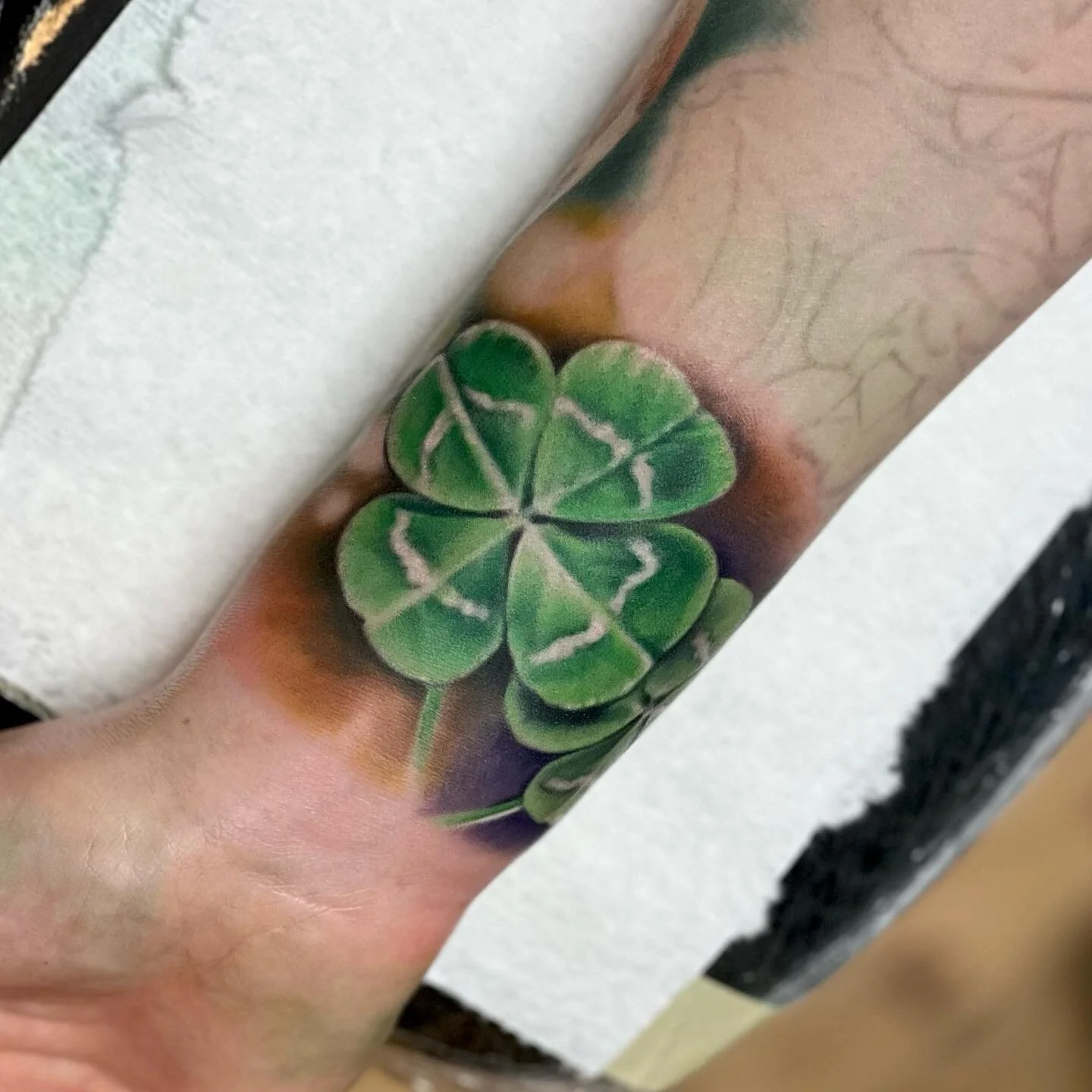 Some luck of the Irish for ya. #saintpatricksday #fourleafclover #colortattoos #ohiotattooers #clevelandtattoo #goodluck