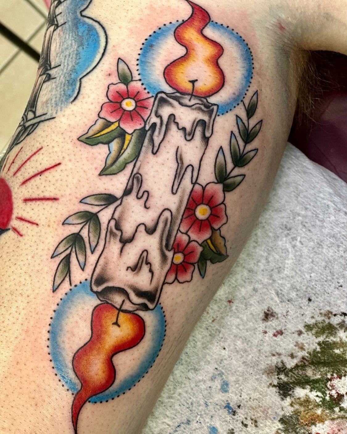 Double sided candle for Ryan ᕕ( ᐛ )ᕗ Loving all the color lately !!