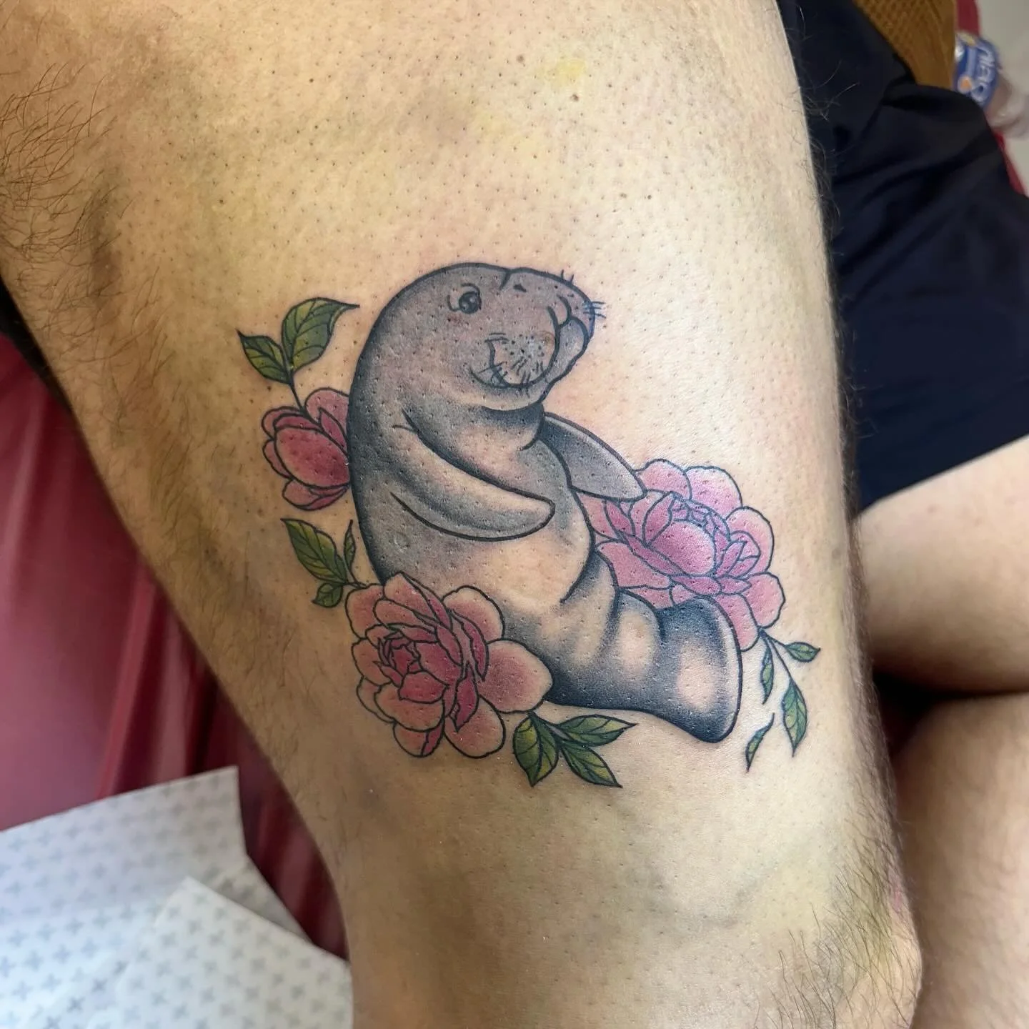 Manatee and peonies 🩶🩶🩶 would love to do more animals and flowers, this was so fun!!