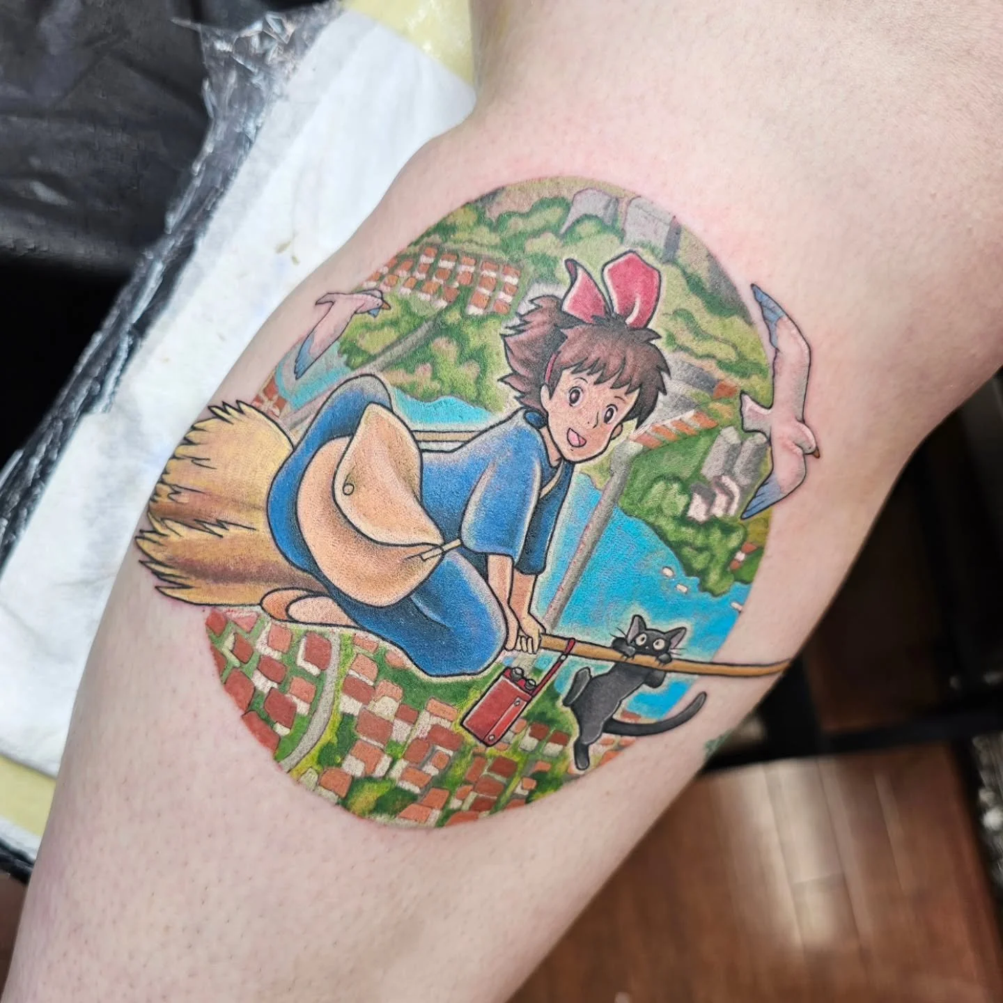 Kiki and Jiji! ALWAYS taking on anime projects! ( 〃▽〃)

BOOKING NOW! LINK IN BIO
calendly.com/j3mink

#kikisdeliveryservicetattoo #ghiblitattoo #animetattoo #colortattoo #ohiotattooer