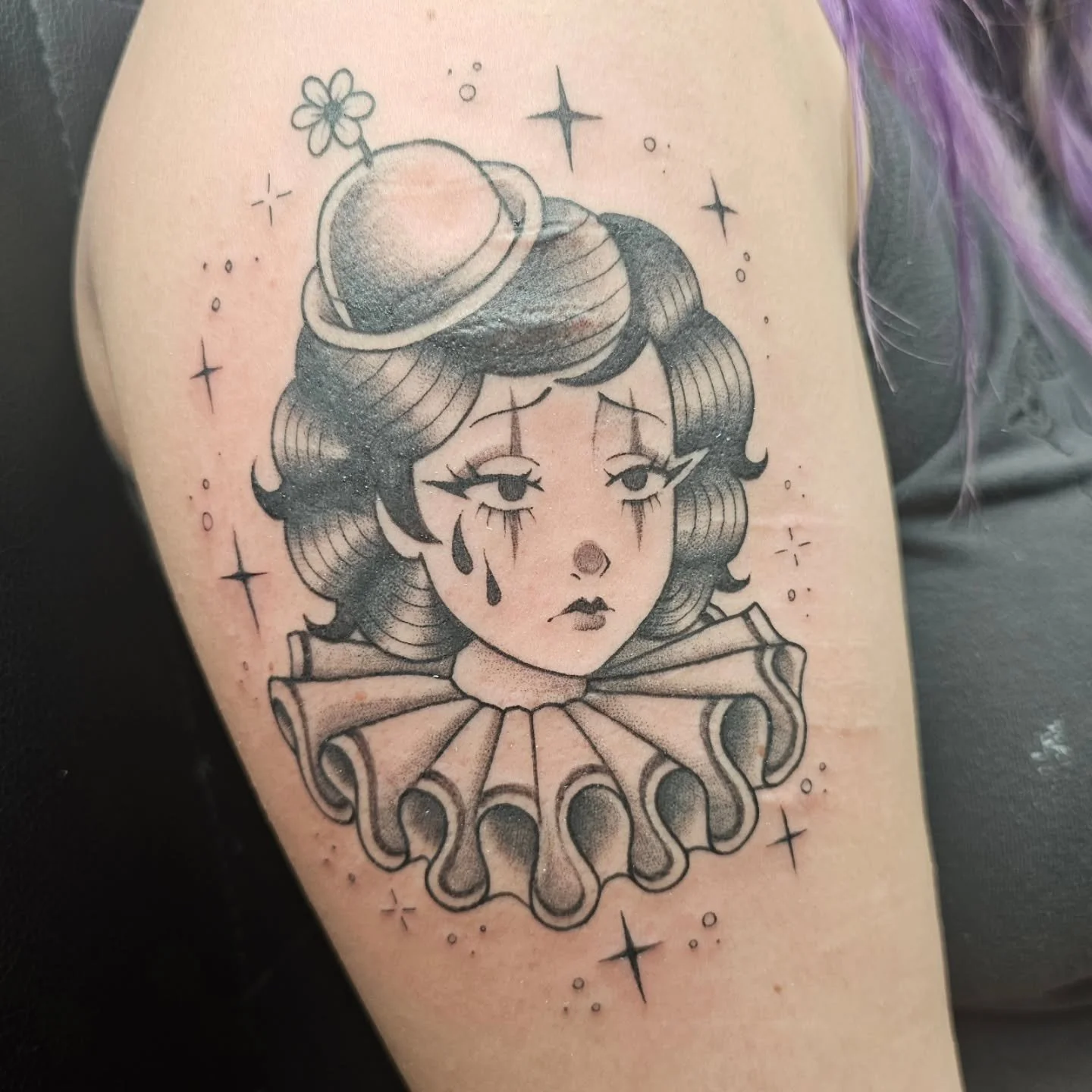 Anybody else feelin' like a sad clown lately? lol
Seriously though, I adored doing this project. Looking to take on more like it! ☆

Booking now! LINK IN BIO!
https://calendly.com/j3mink

#sadclowntattoo #ladyfacetattoo #blackandgreytattoo #neotradta