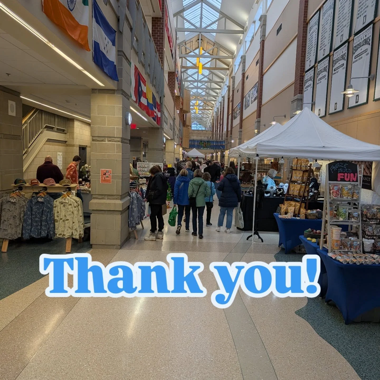 A huge thank you to everyone who came out to support the Duxbury Art Association this weekend! We appreciate every one of you!