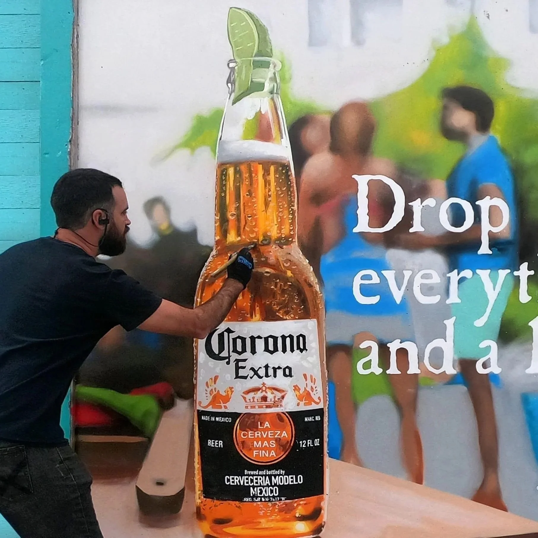 Hand-Painted Mural Advertising: Why the World’s Biggest Brands Are Choosing Paint Over Print 