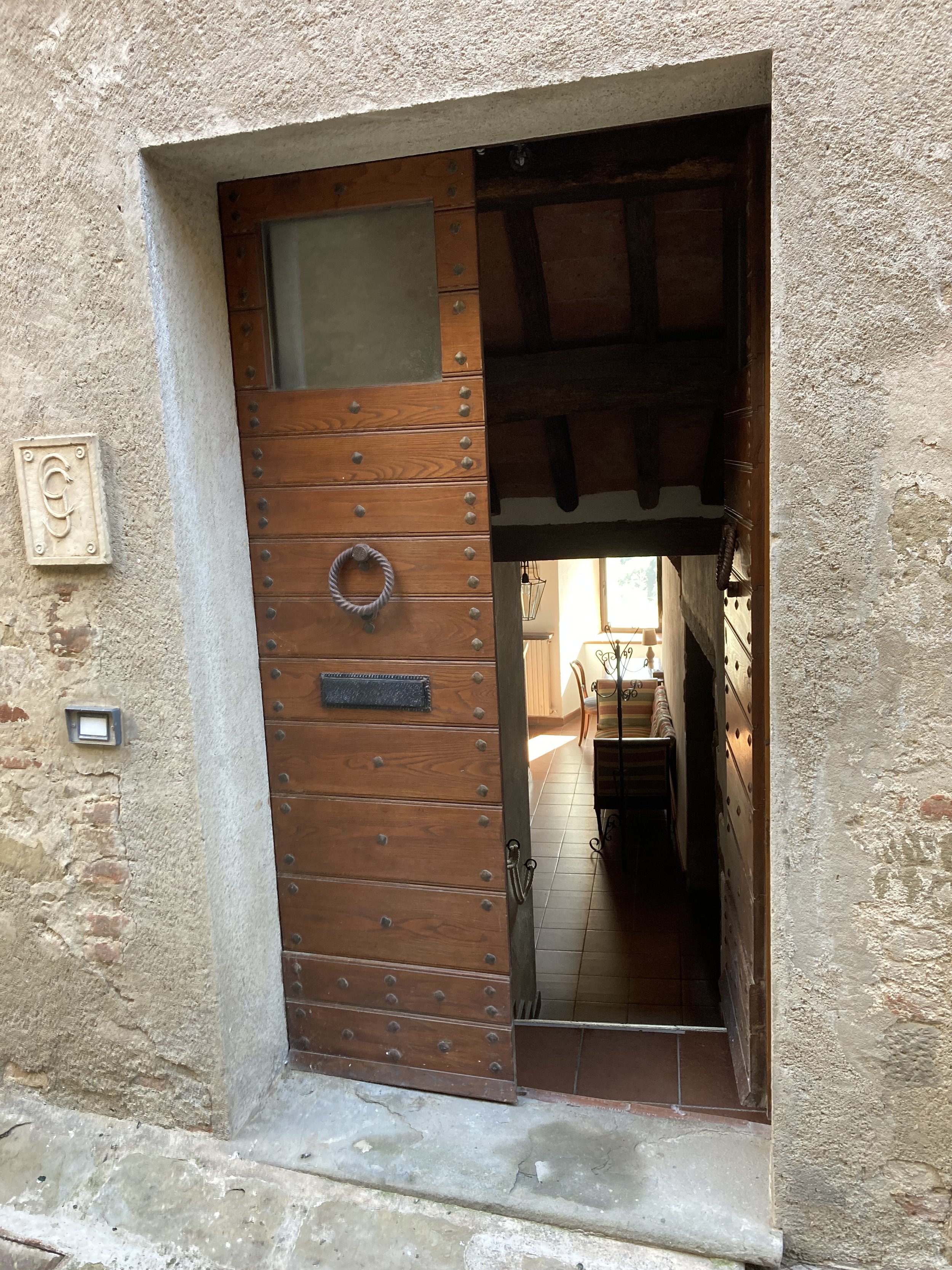 Entrance at Via Ceppari 37 B