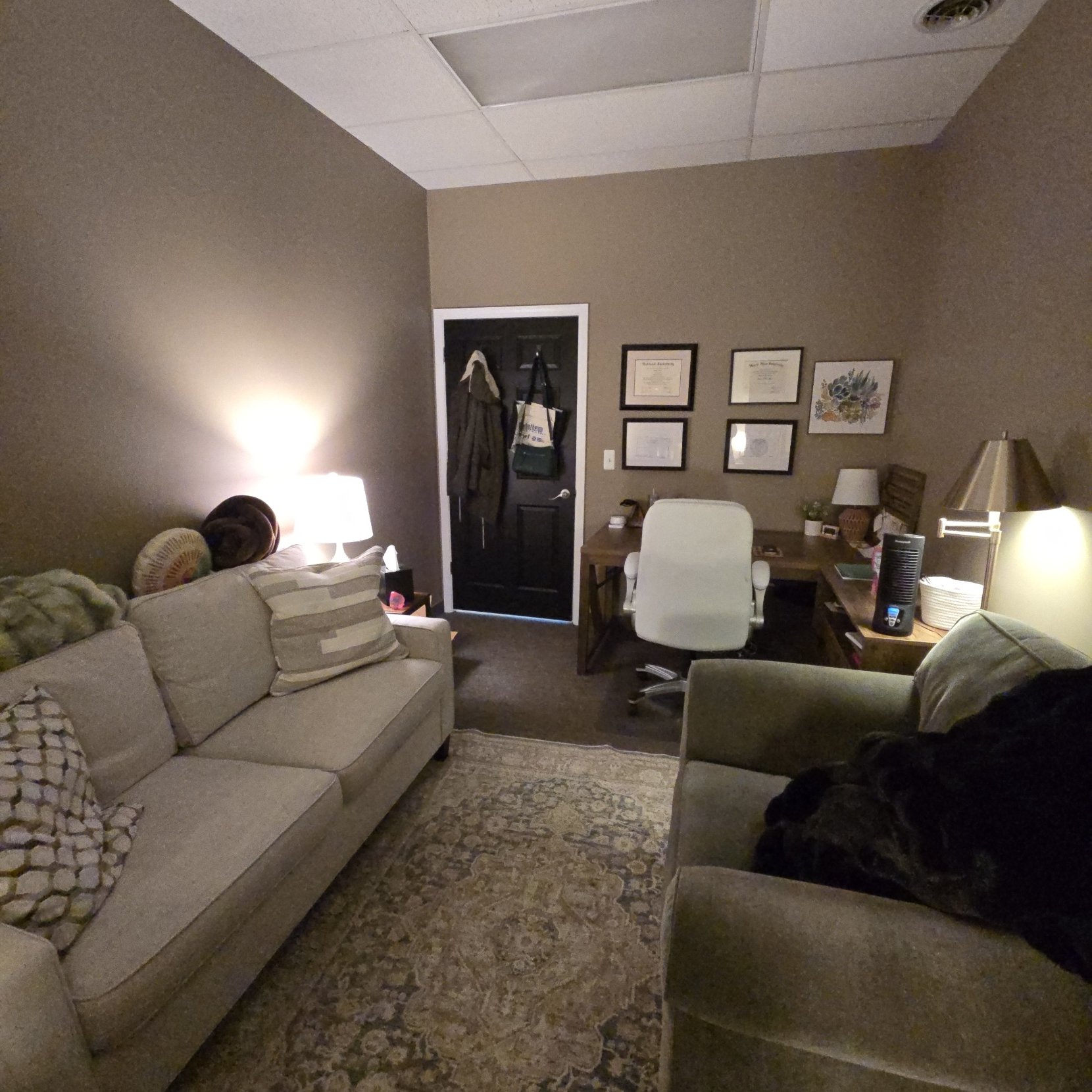 Cozy therapy office in Trenton, MI