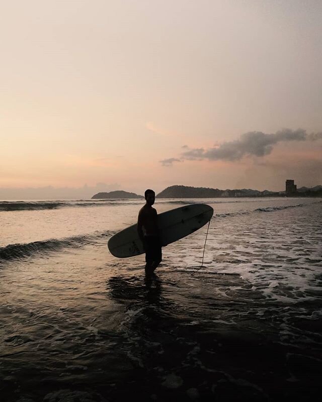 We've come to the end of our Costarican trip. Our last stop was Jac&oacute;, a fun town on the Pacific side. Surf, good food and some spectacular views were a great way to say goodbye to this country that stole our hearts. Hasta luego Costa Rica. Pur