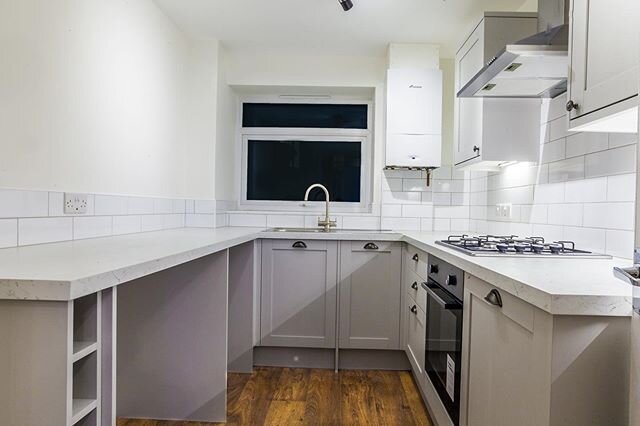 Cromwell Road. ⁣
⁣
⁣ A refurbished one double bedroom flat in a quiet purpose built block located on Cromwell Road equidistant to Brighton and Hove Stations.⁣