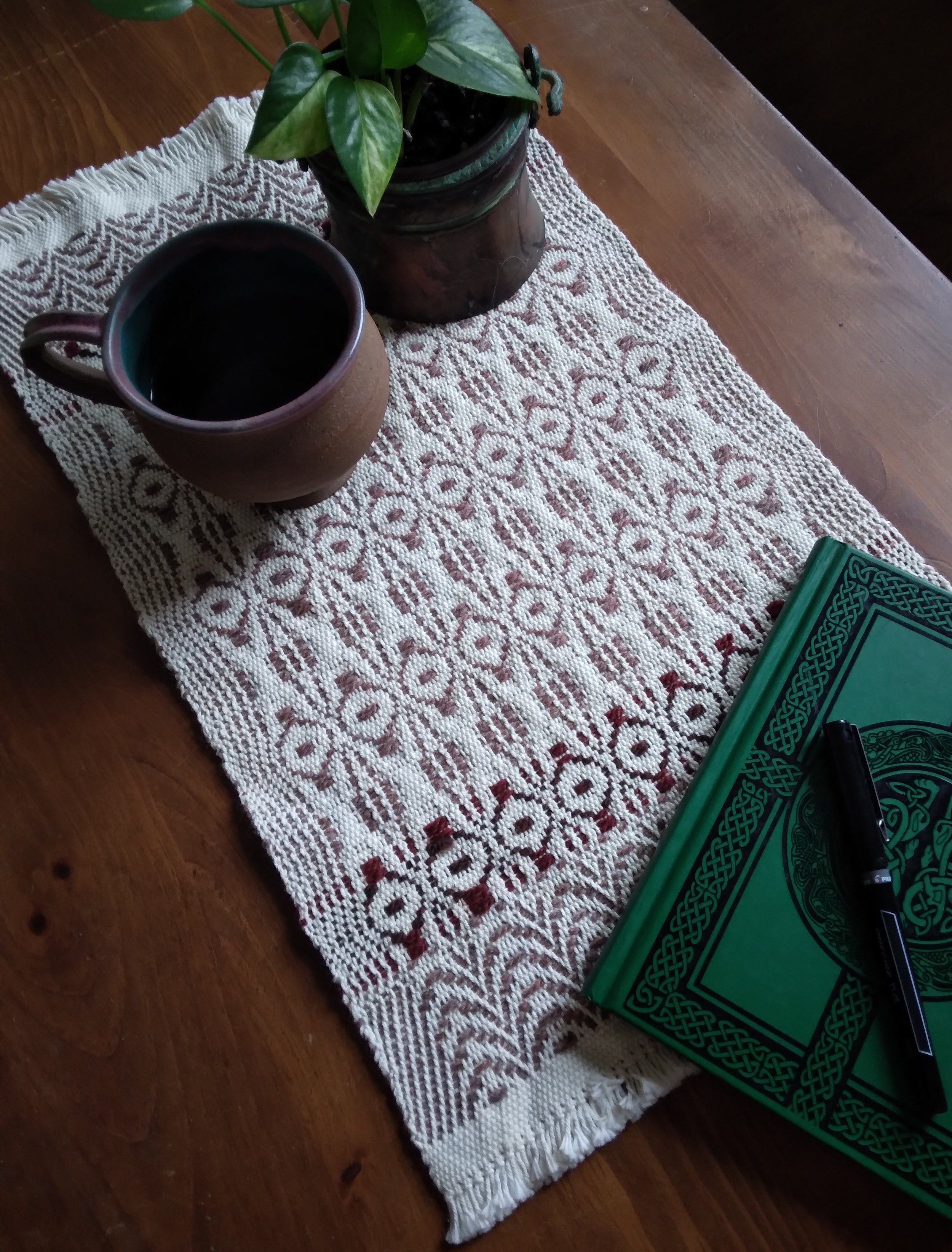 tan and rust table mat.jpg