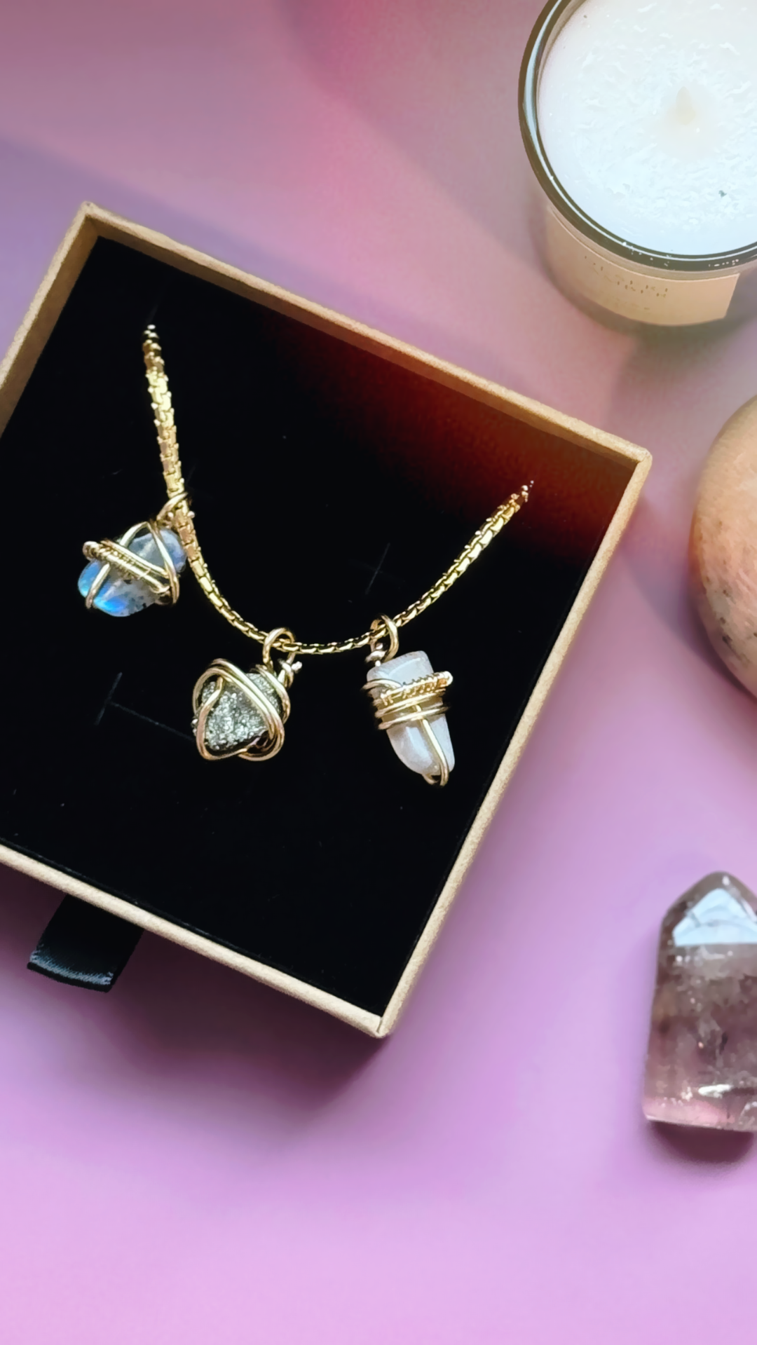 Soft Light Necklace ( NEW)