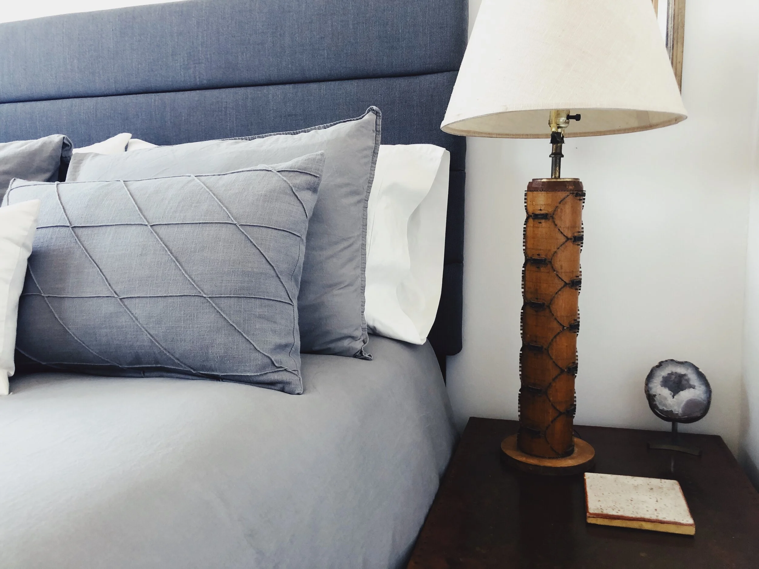 bedroom VI - lower - queen bed