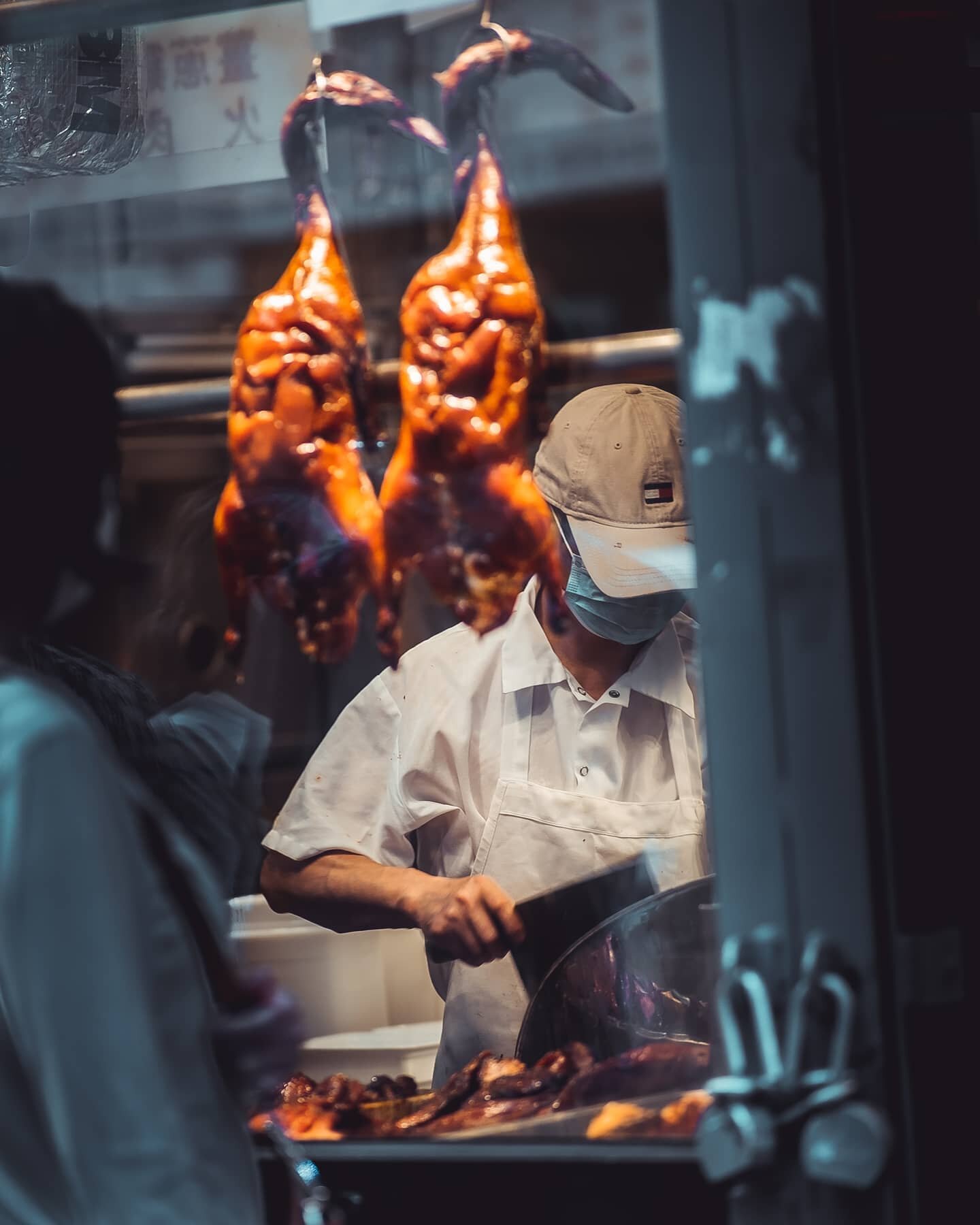Give me two of the big ones please...
.
.
.
.
.
===
Prints now available, link in bio!
.
===
#chinatown #downtownnyc #nyc #newyork #ig_nycity #newyork_ig #ig_unitedstates #nycprimeshot #cityscapenyc #nightshooters #way2ill #abc7ny #what_i_saw_in_nyc 