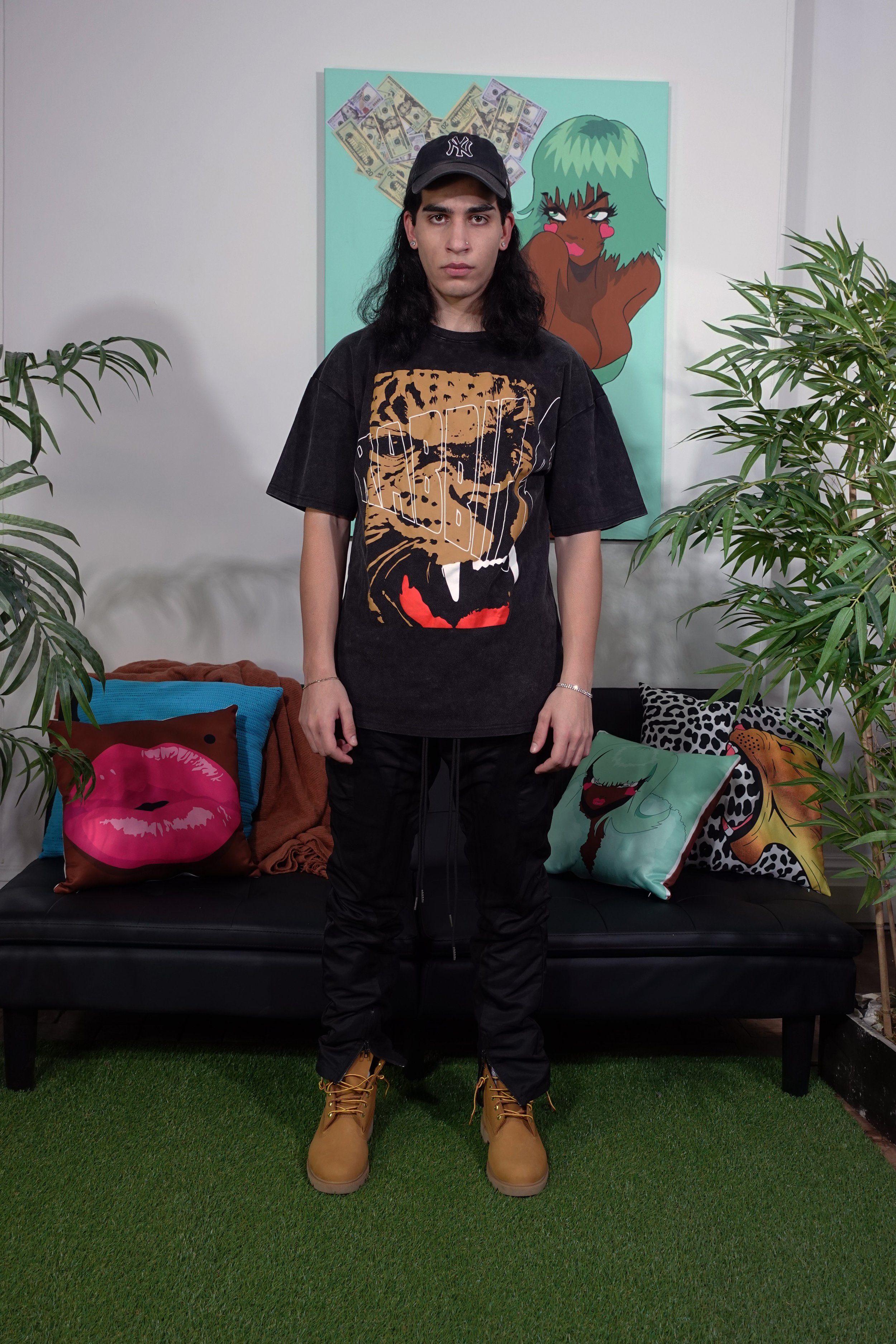 Predator Lounge 2.jpg