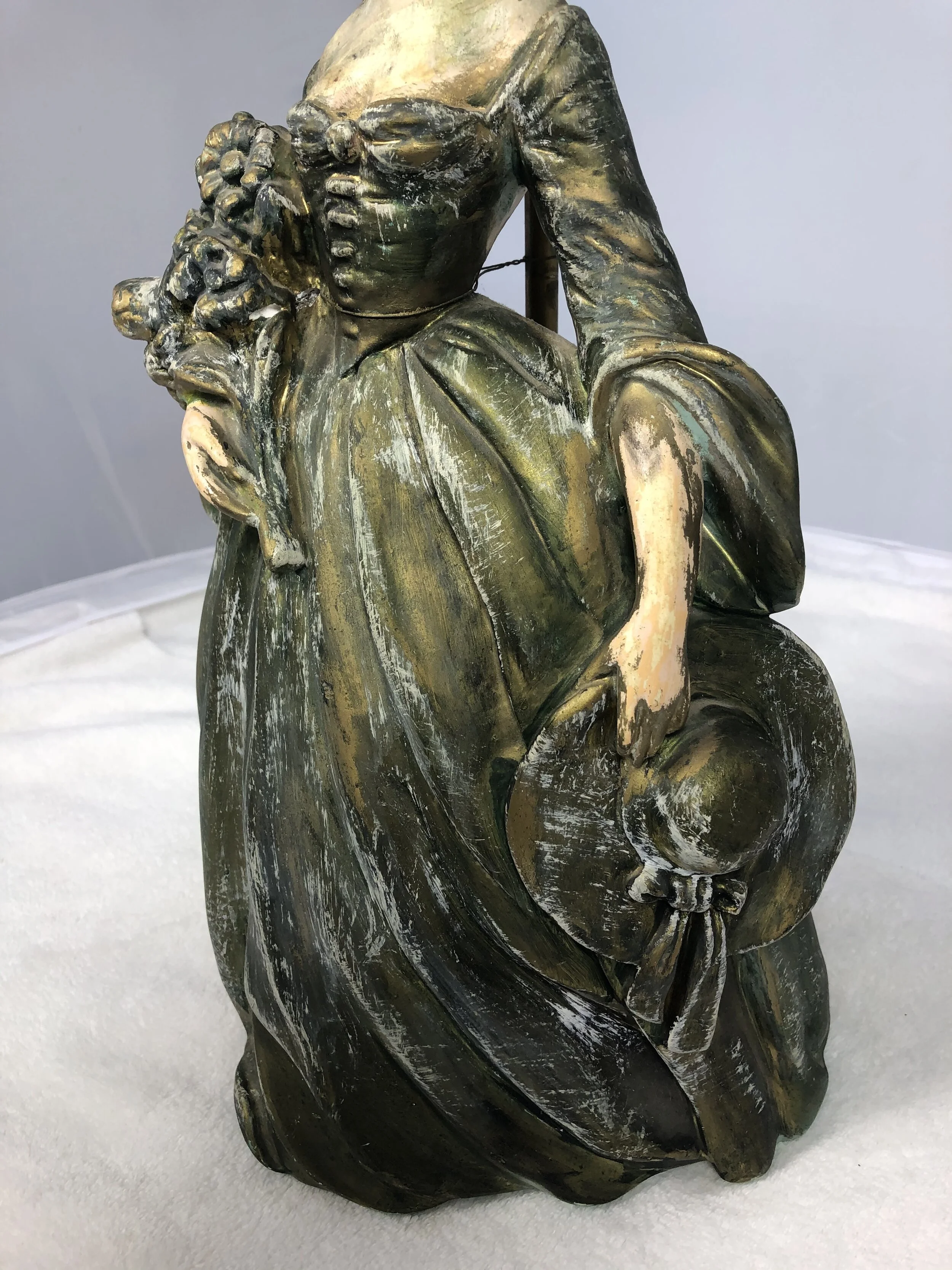 Italian Plaster Woman Lamp12.jpg