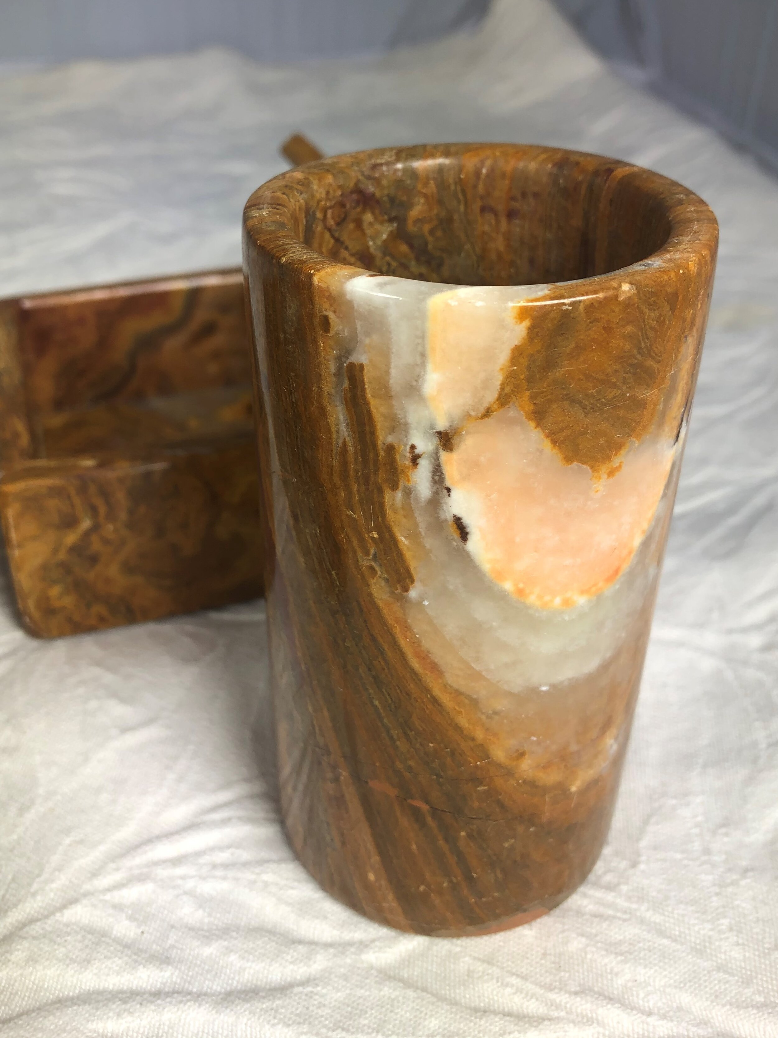 Onyx Table Set4.jpg