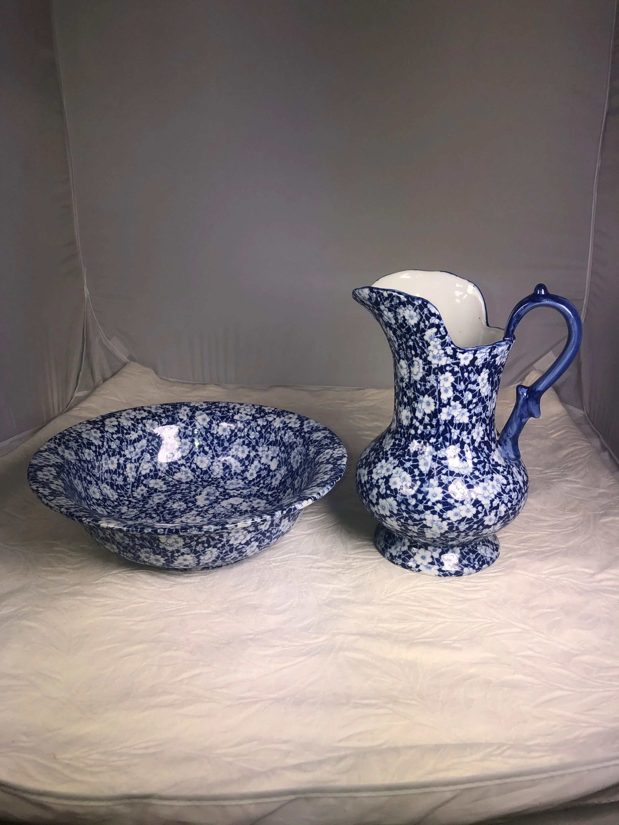 Blue White Pitcher and Bowl5.jpg