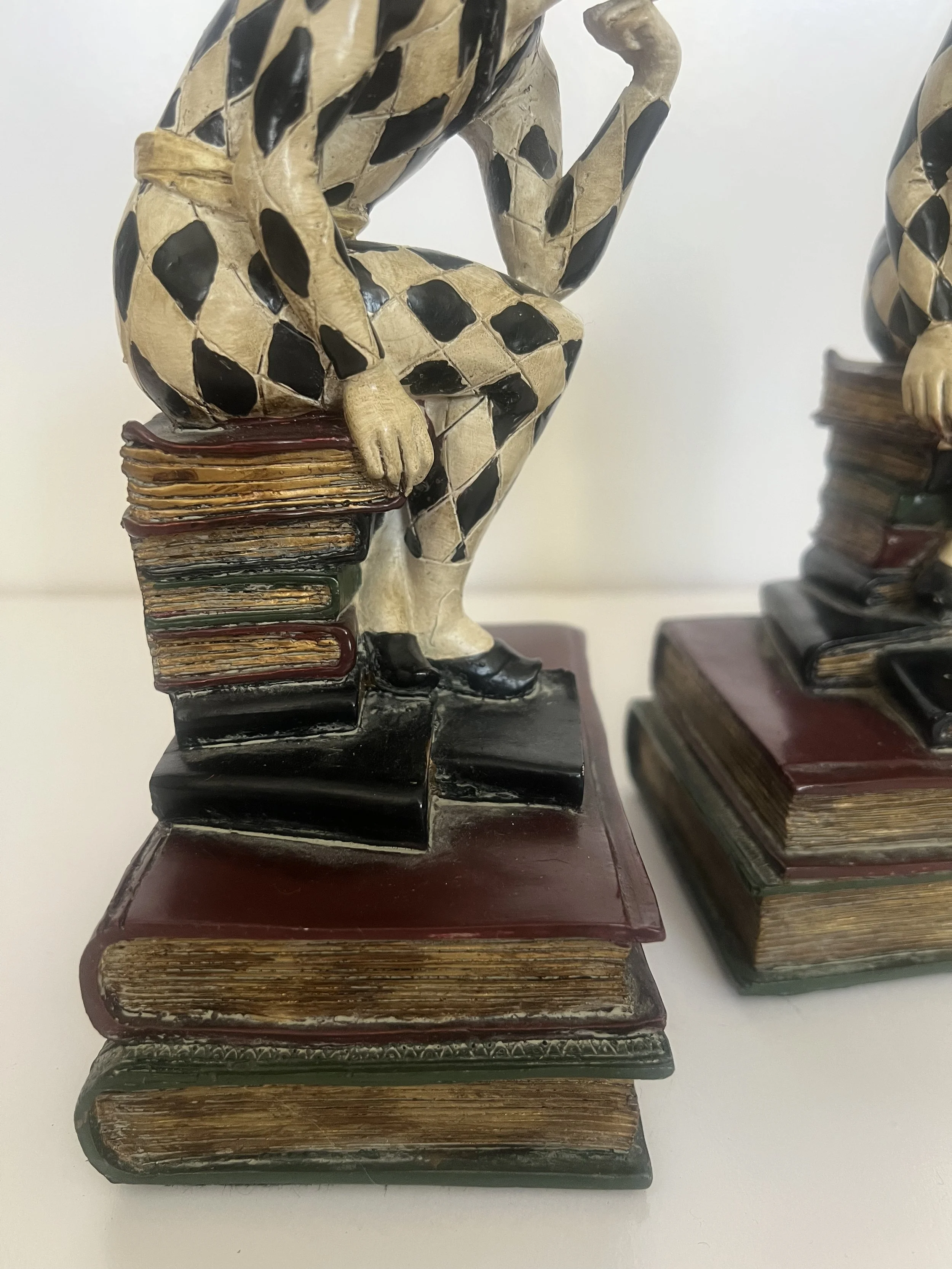 Harlequin Book Ends3.jpeg