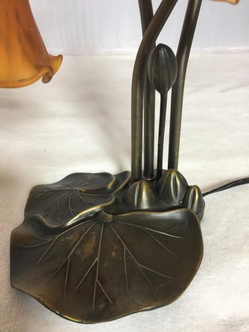 Tulip Bronze Vintage Lamp3.jpg