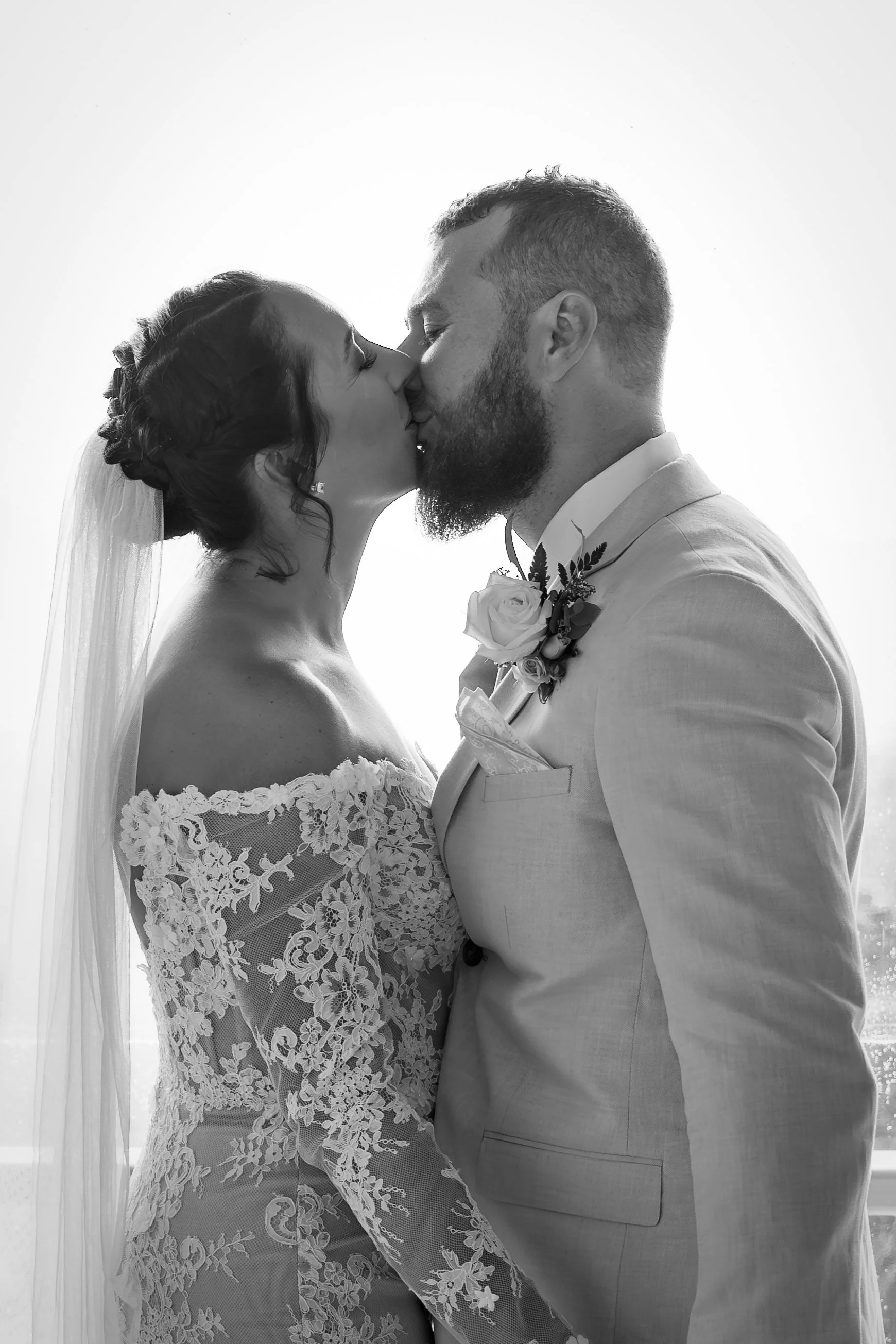 First Kiss Maleny Manor 