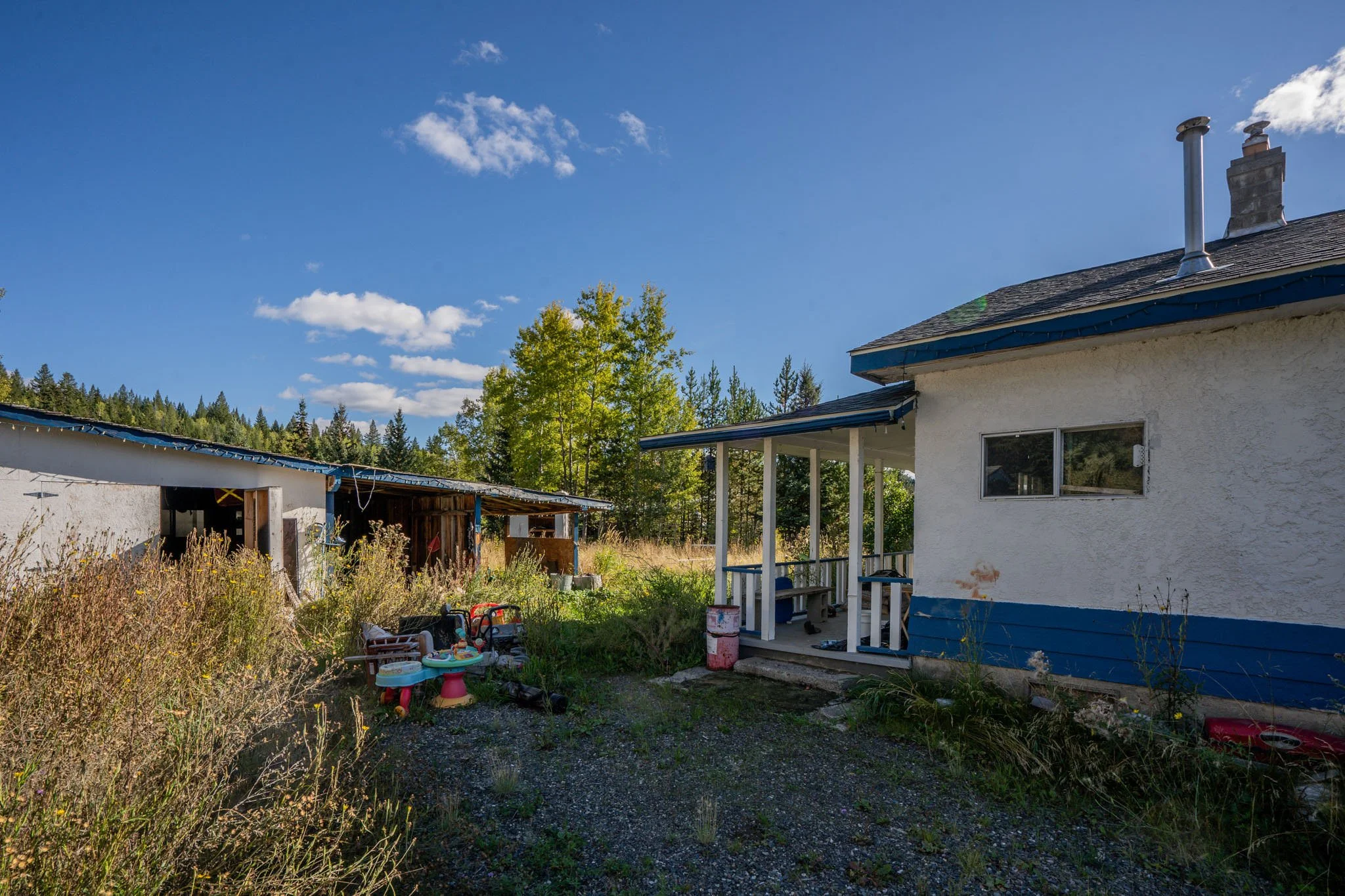 Sallee Duntin 100 Mile House  Realtor - 5497 KENNEDY ROAD AVENUE-17.jpg