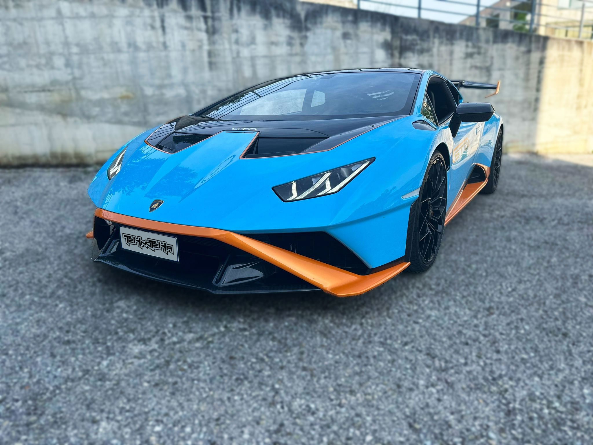 TEKNOTEKA - NOLEGGIO LAMBORGHINI HURACAN STO